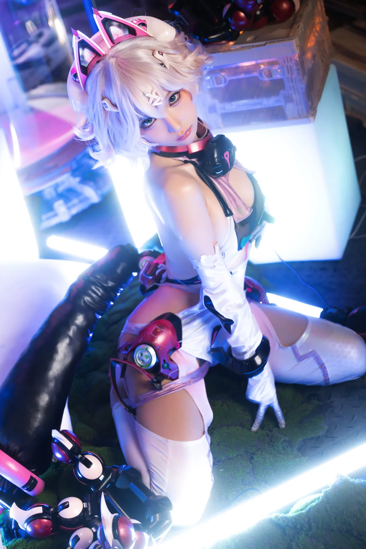 蠢沫沫 绯猁 18P-erohere7.webp