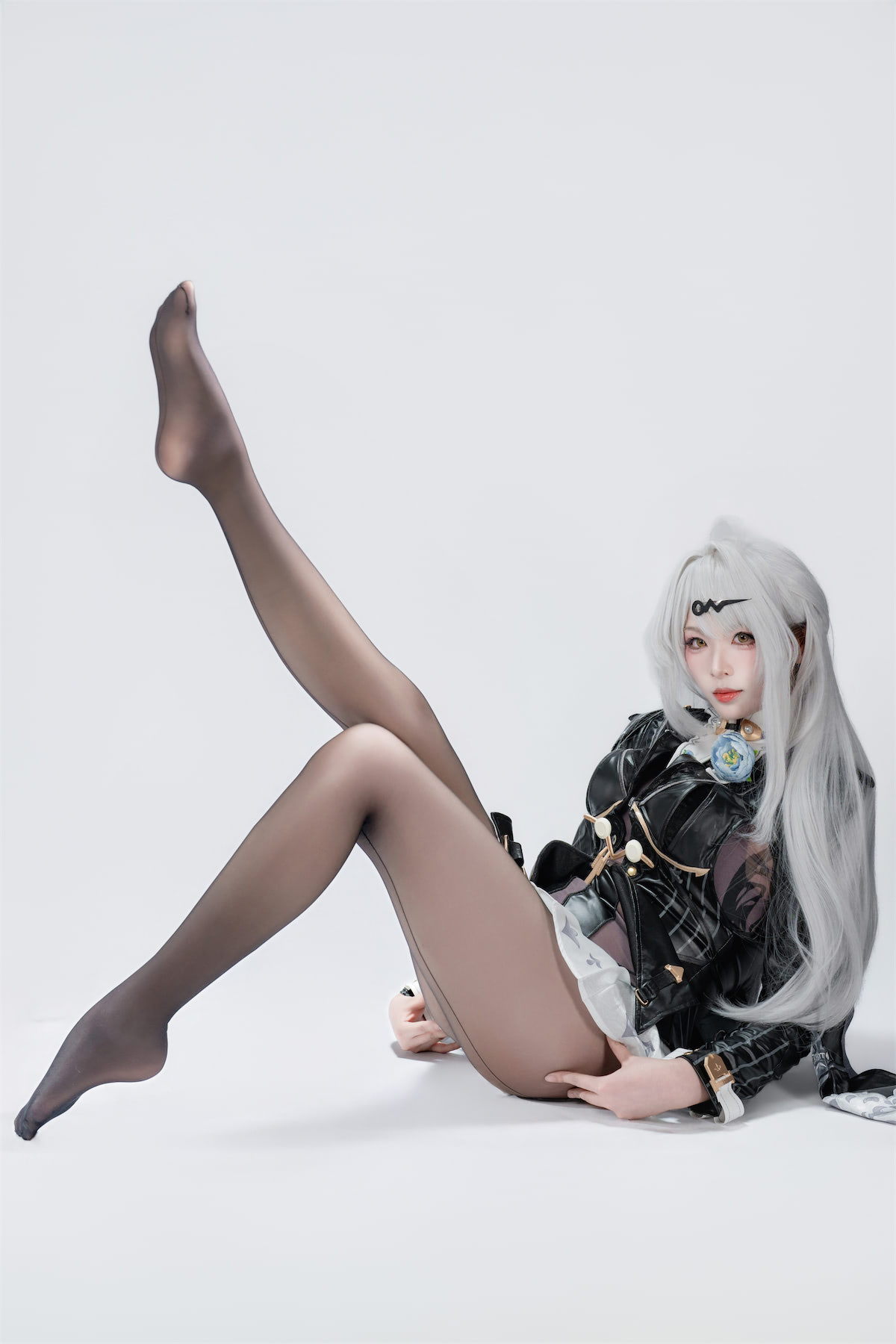 轩萧学姐 - 绝区零 仪玄 墨形影踪-erohere13.jpg