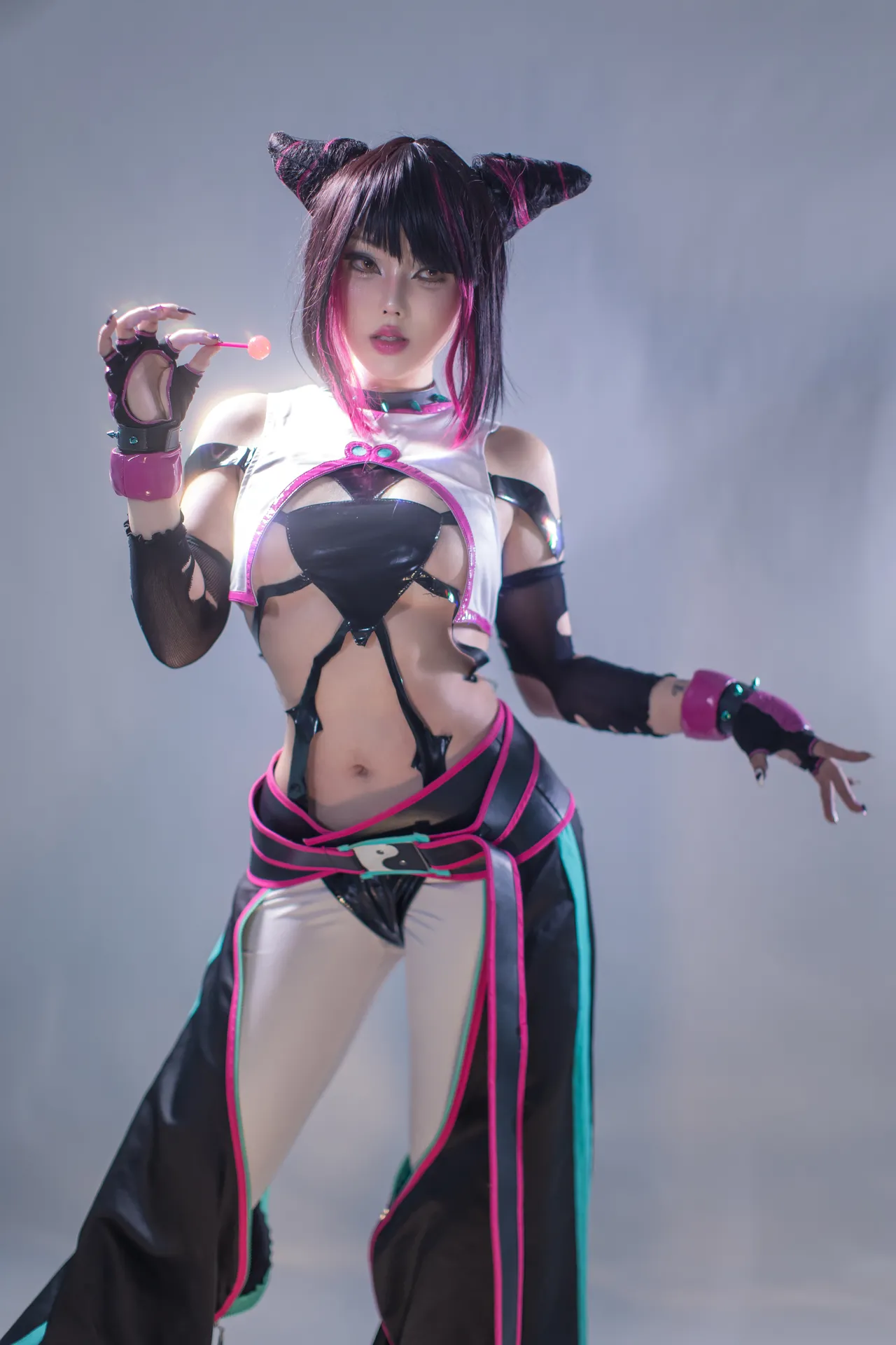 钛合金TiTi - Juri-erohere11.webp