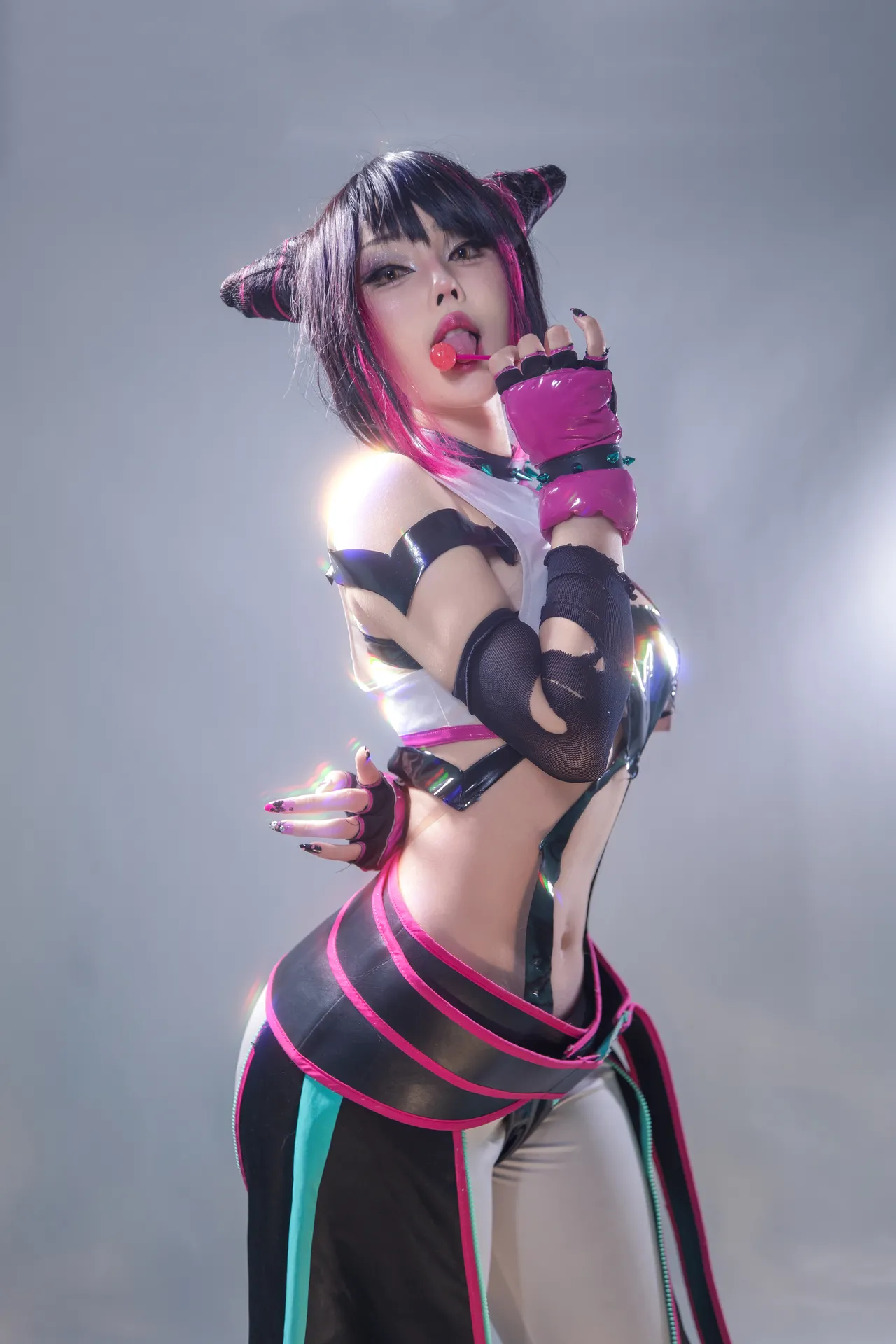 钛合金TiTi - Juri-erohere8.webp