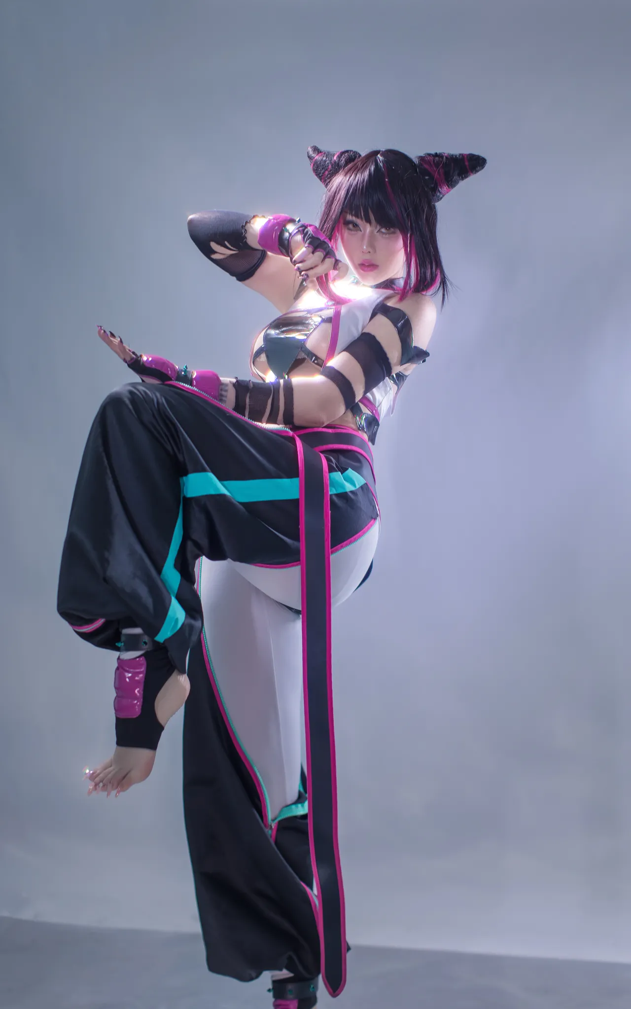钛合金TiTi - Juri-erohere93.webp