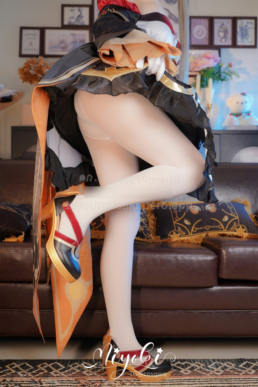 铃木美笑 - Sandrone-erohere4.jpg