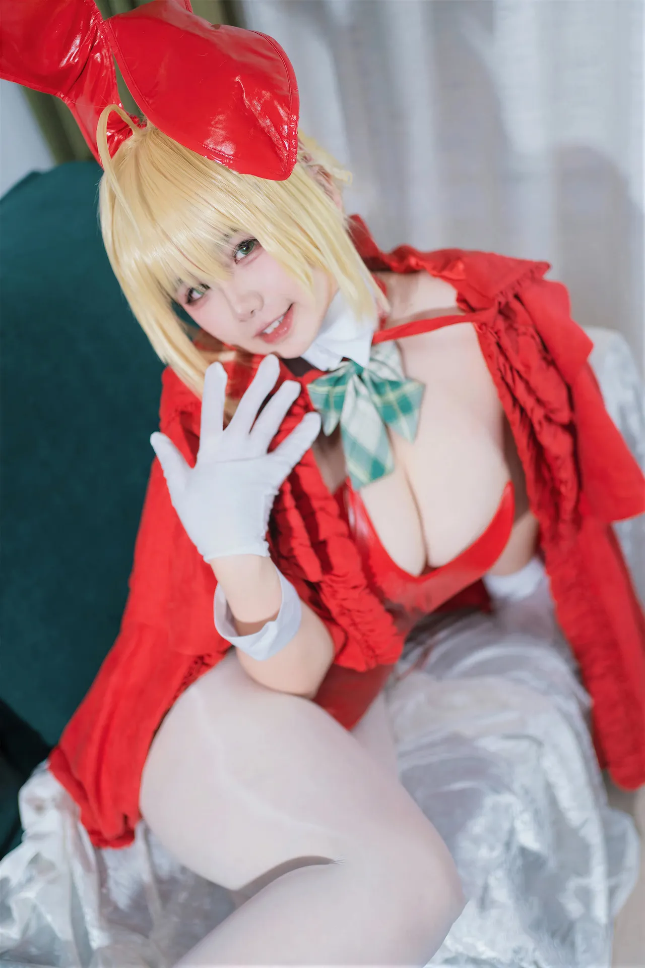 阿半今天很开心 FGO 尼禄圣诞节-erohere12.webp