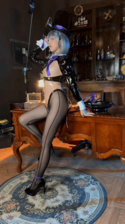 阿薰kaOri - 碧蓝航线 柴郡 魔术师-erohere85.gif