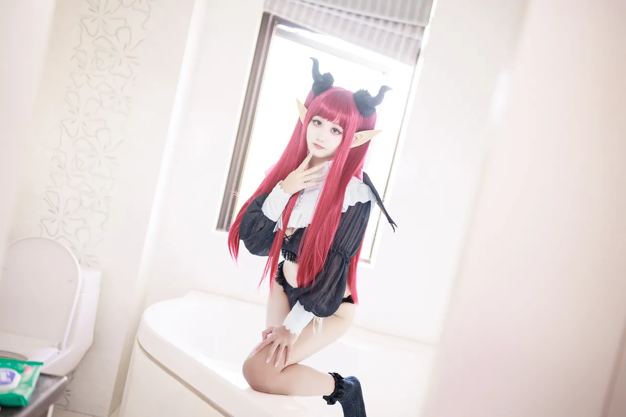 阿雪雪_yuki - 更衣人偶坠入爱河 喜多川海梦 小恶魔-erohere26.webp