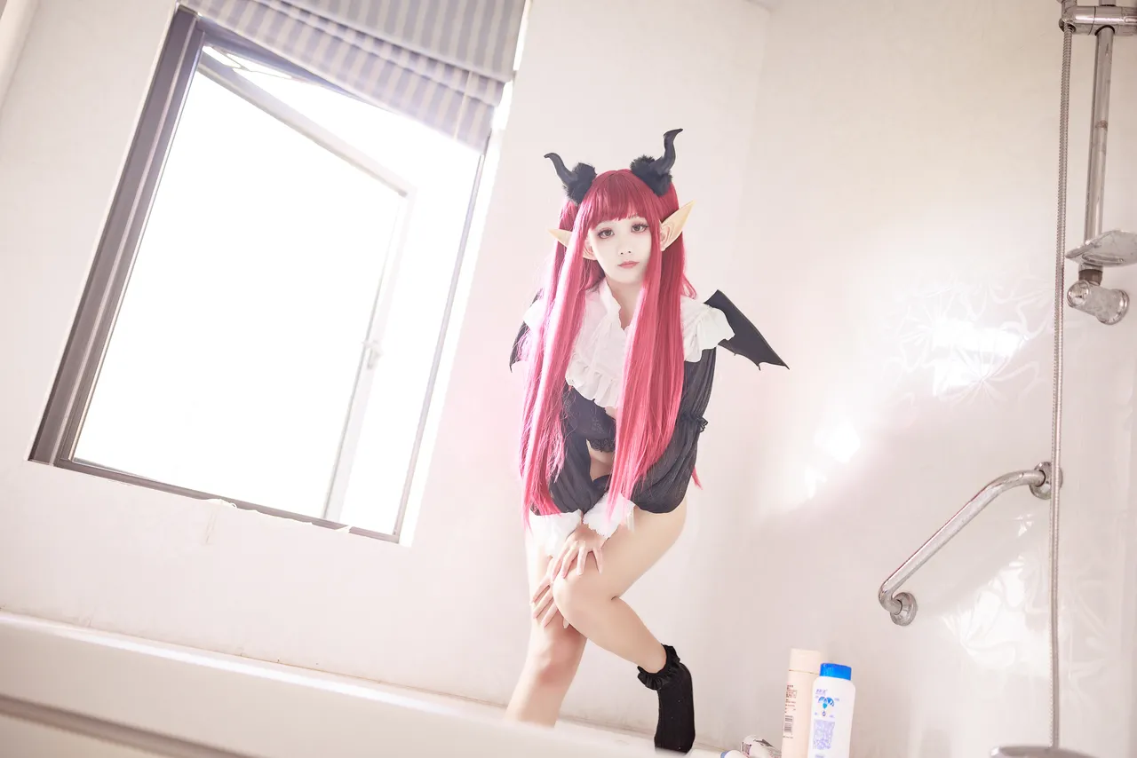 阿雪雪_yuki - 更衣人偶坠入爱河 喜多川海梦 小恶魔-erohere27.webp