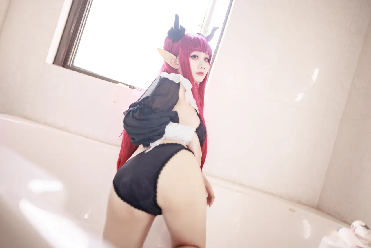 阿雪雪_yuki - 更衣人偶坠入爱河 喜多川海梦 小恶魔-erohere30.webp