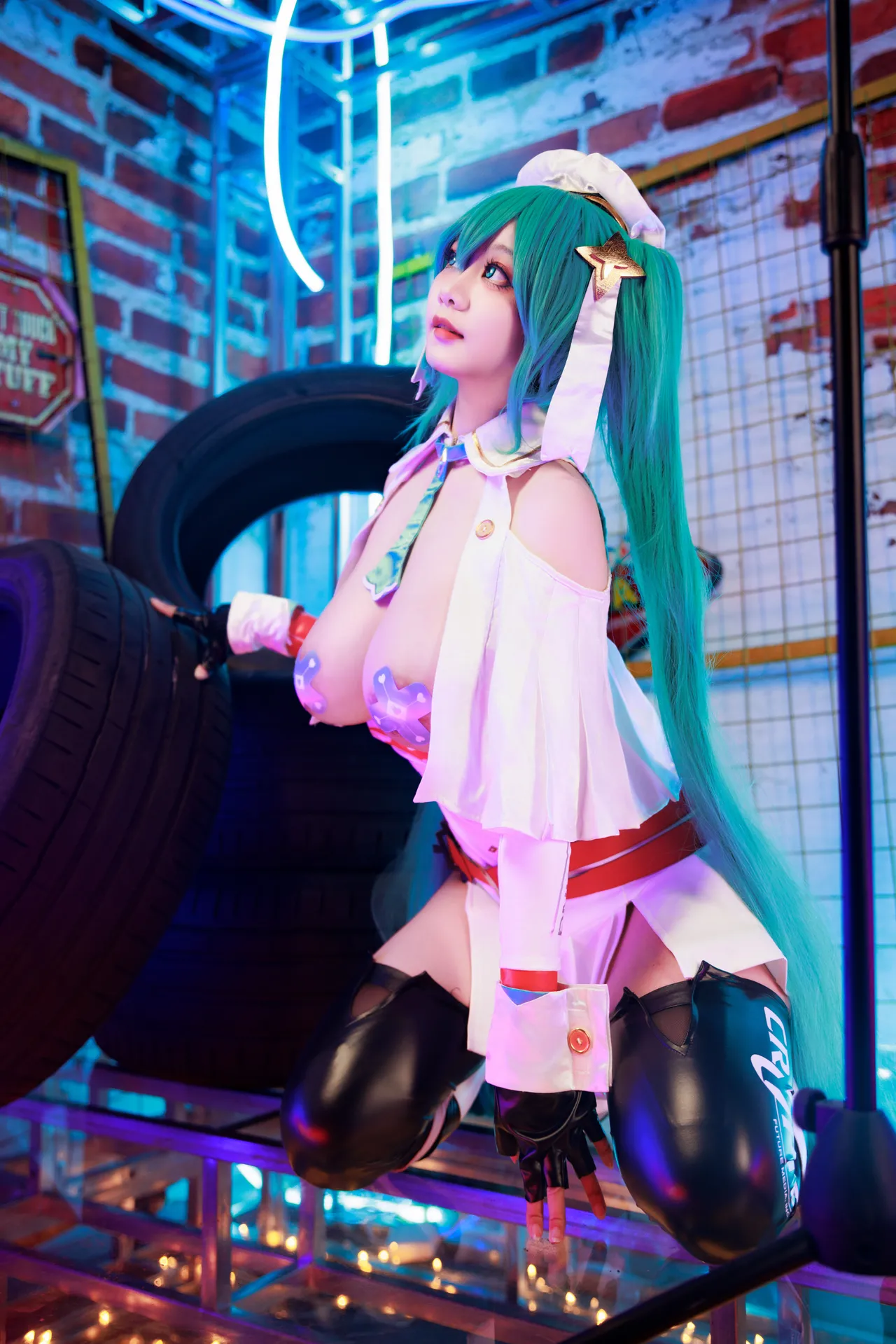 阿雪雪_yuki - VOCALOID 初音未来 赛车-erohere35.webp