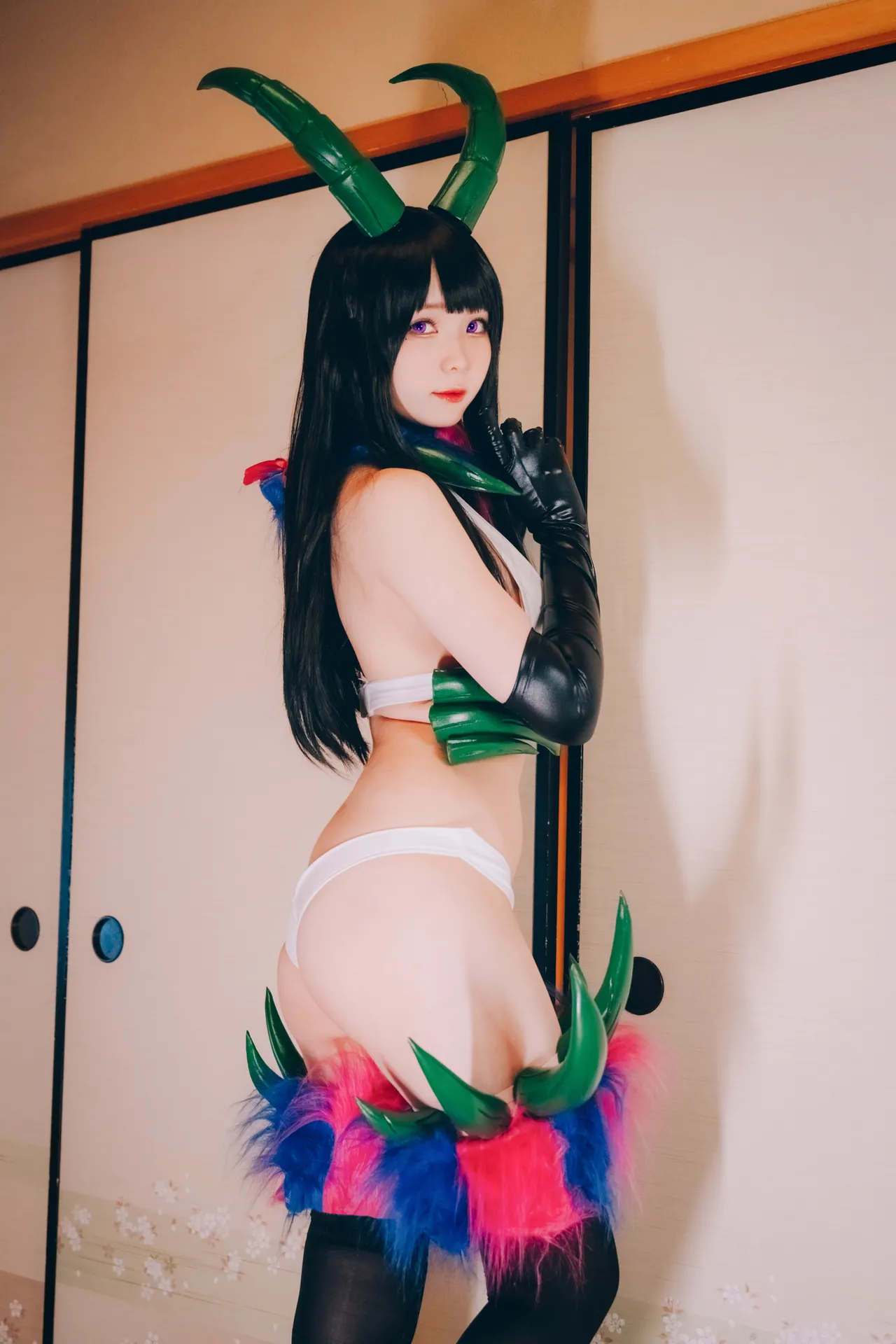 霜月Shimo - Ane Naru Mono Chiyo Photobook-erohere1.webp