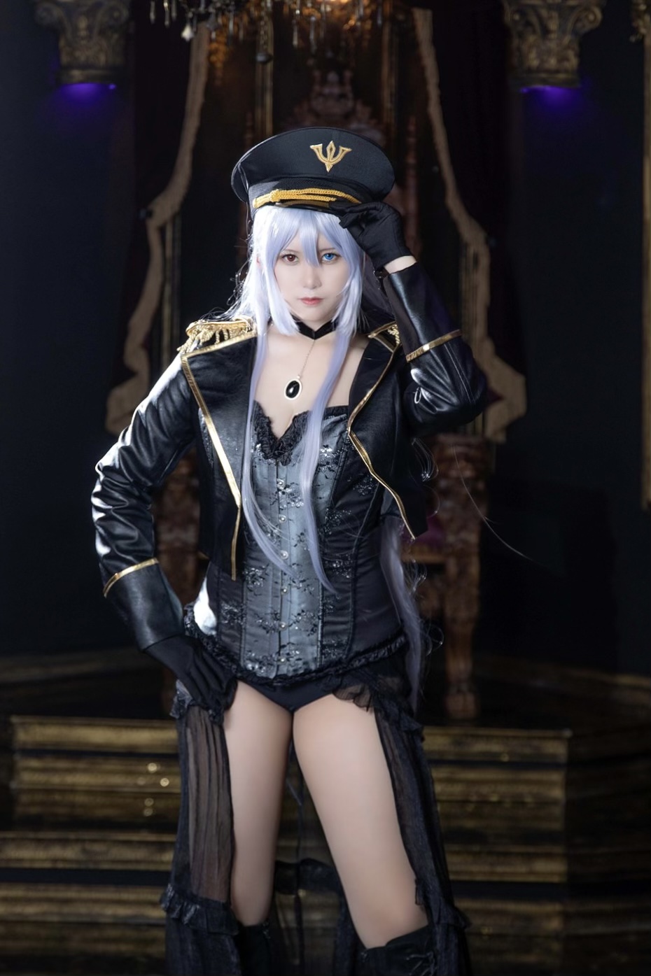 風見りん Bisque doll Queen-erohere11.jpg