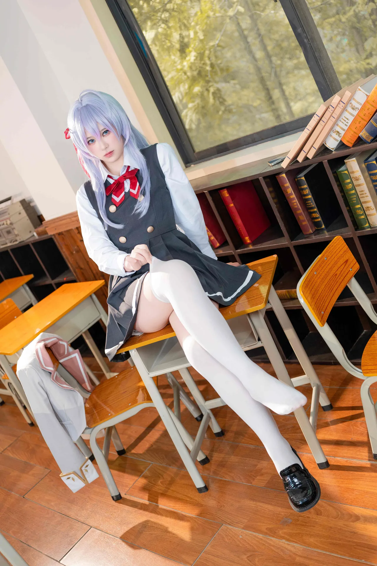 鲨鲨不在 - 邻座的艾莉同学-erohere13.webp