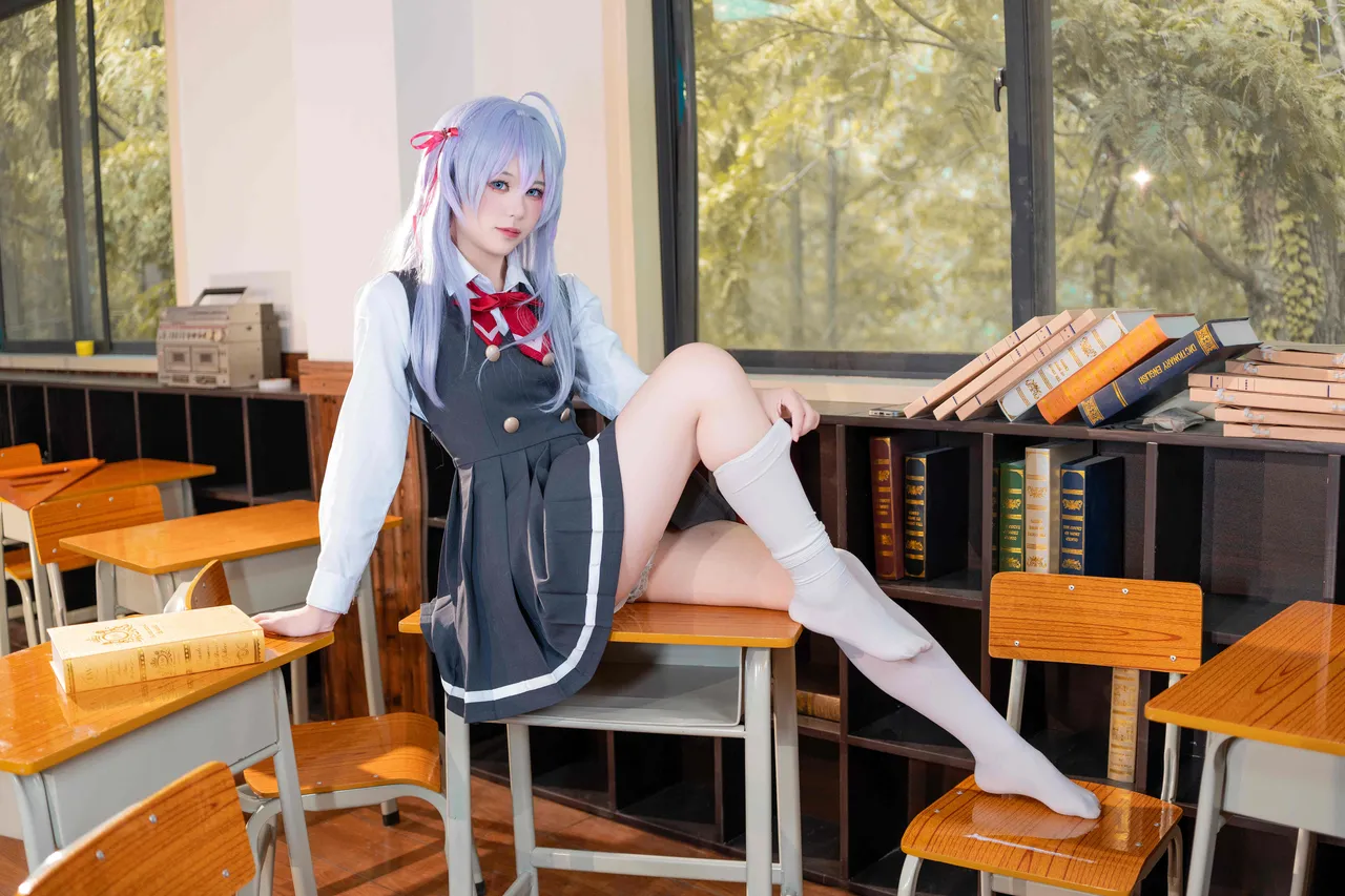 鲨鲨不在 - 邻座的艾莉同学-erohere16.webp