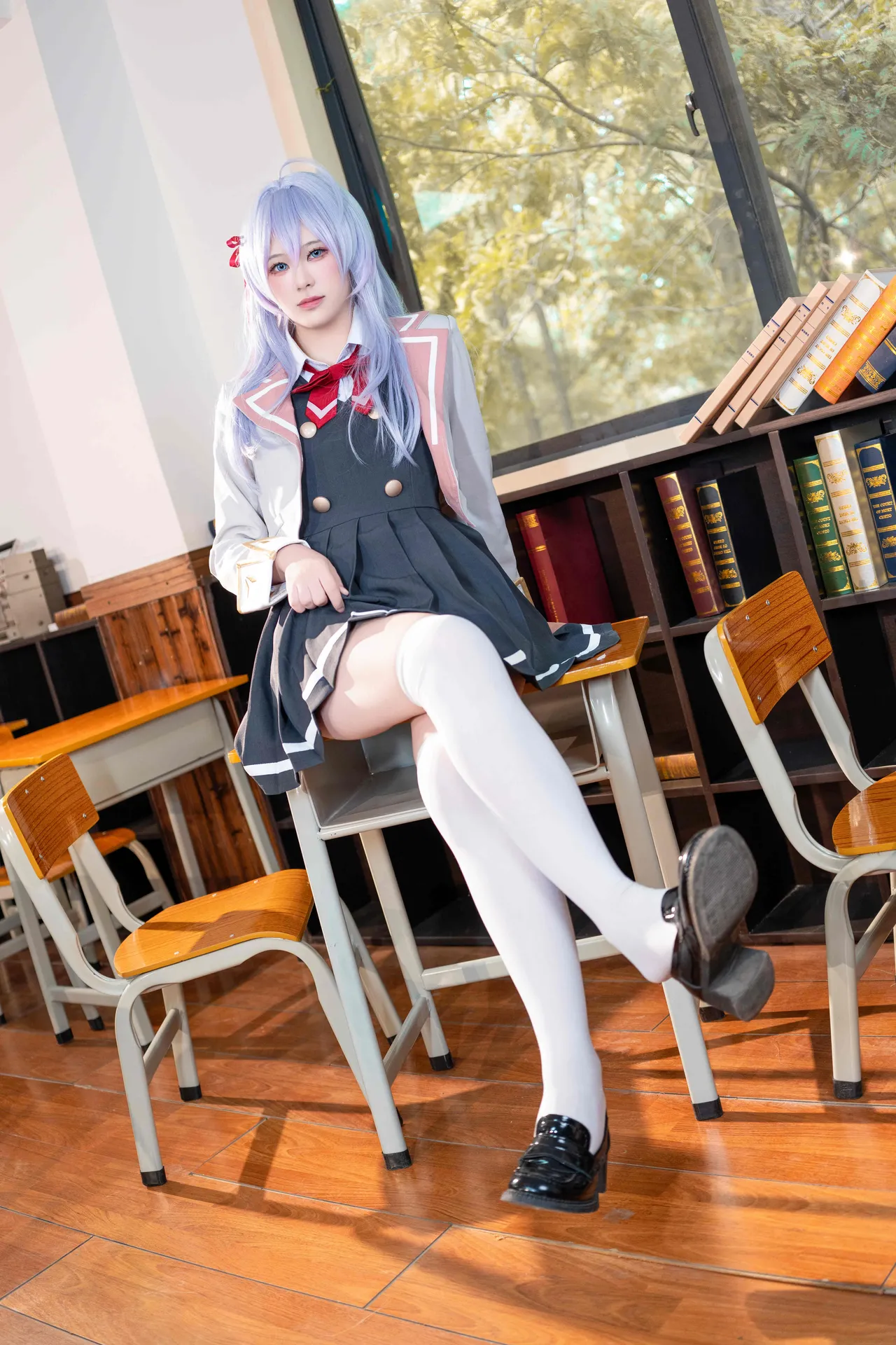 鲨鲨不在 - 邻座的艾莉同学-erohere8.webp