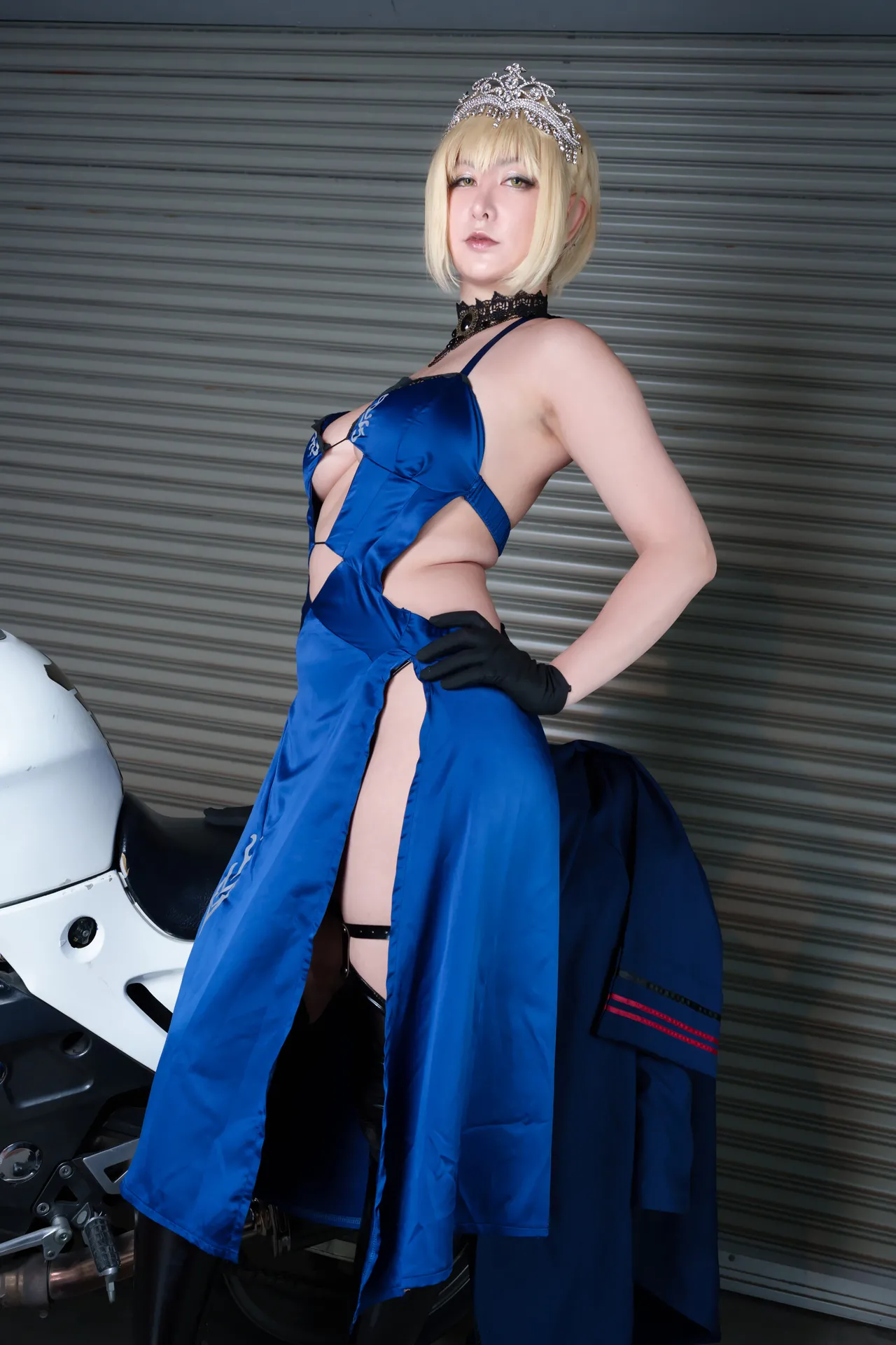 黒ノ森聖 (E_H_true) - Artoria Pendragon (Rider Alter)-erohere11.webp