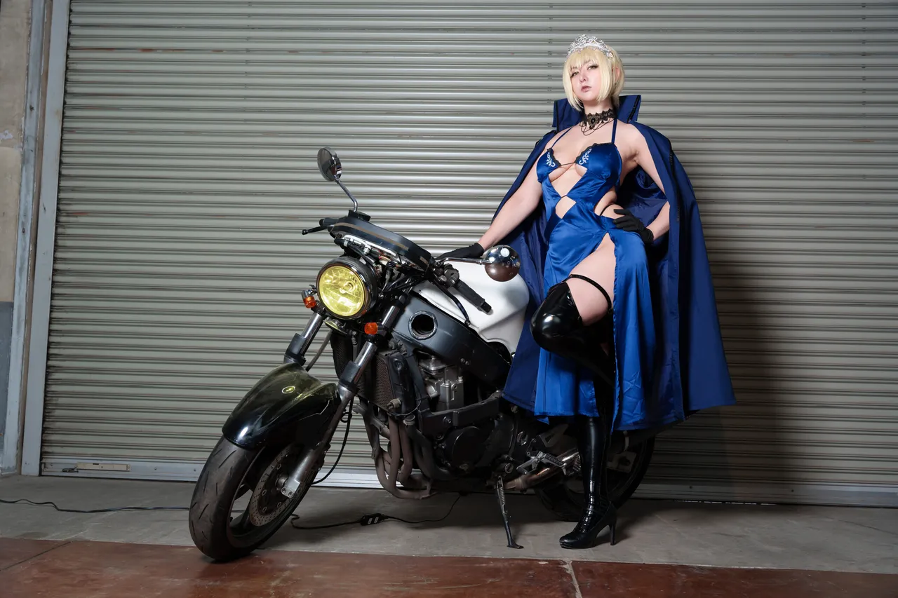 黒ノ森聖 (E_H_true) - Artoria Pendragon (Rider Alter)-erohere32.webp