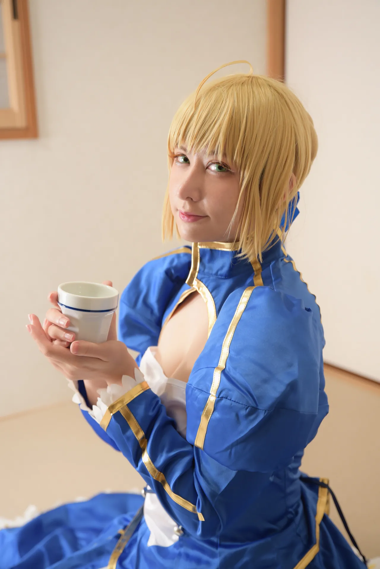黒ノ森聖 (E_H_true) - Artoria Pendragon-erohere11.webp