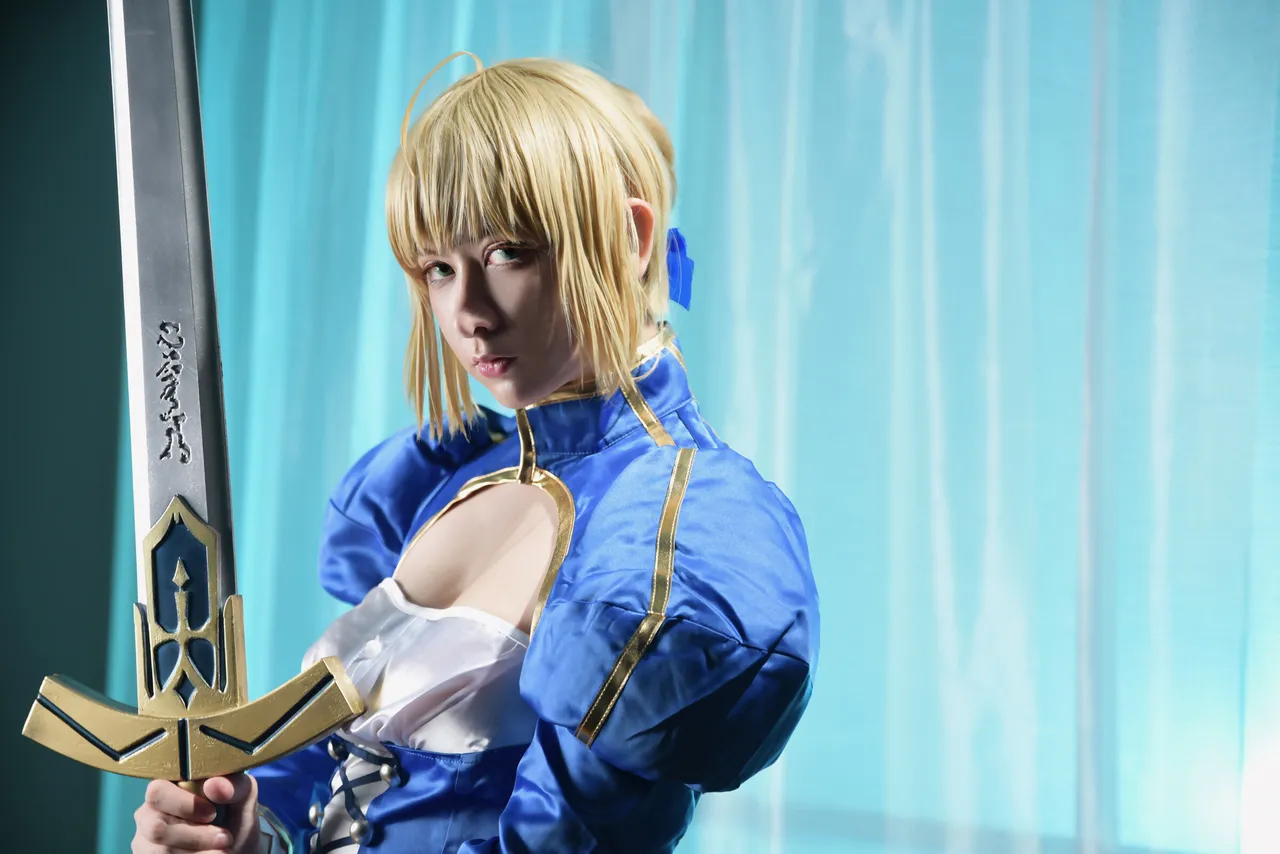黒ノ森聖 (E_H_true) - Artoria Pendragon-erohere6.webp