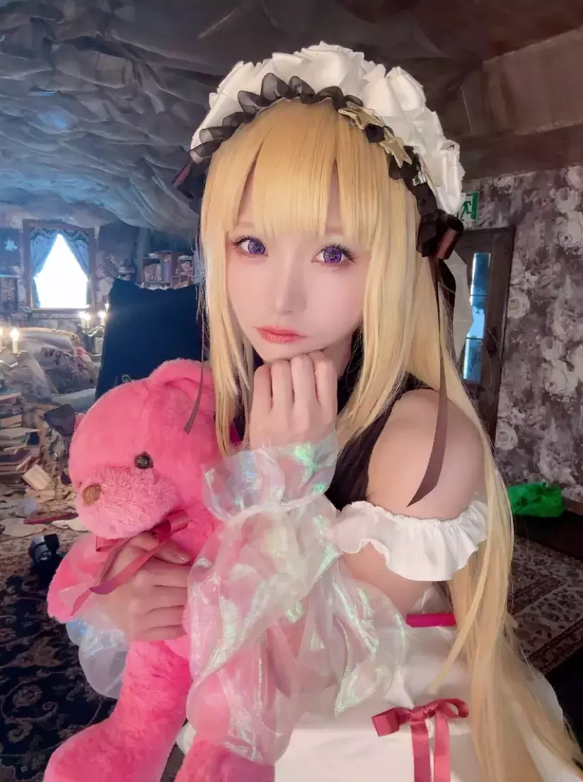 AI retouching laboratory 10 -remove clothing AI Generated-erohere105.webp