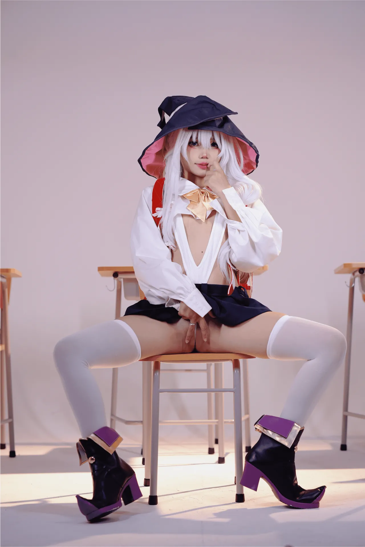 AikoUwU cosplay Elaina - Majo No Tabitabi - Part 2-erohere16.webp