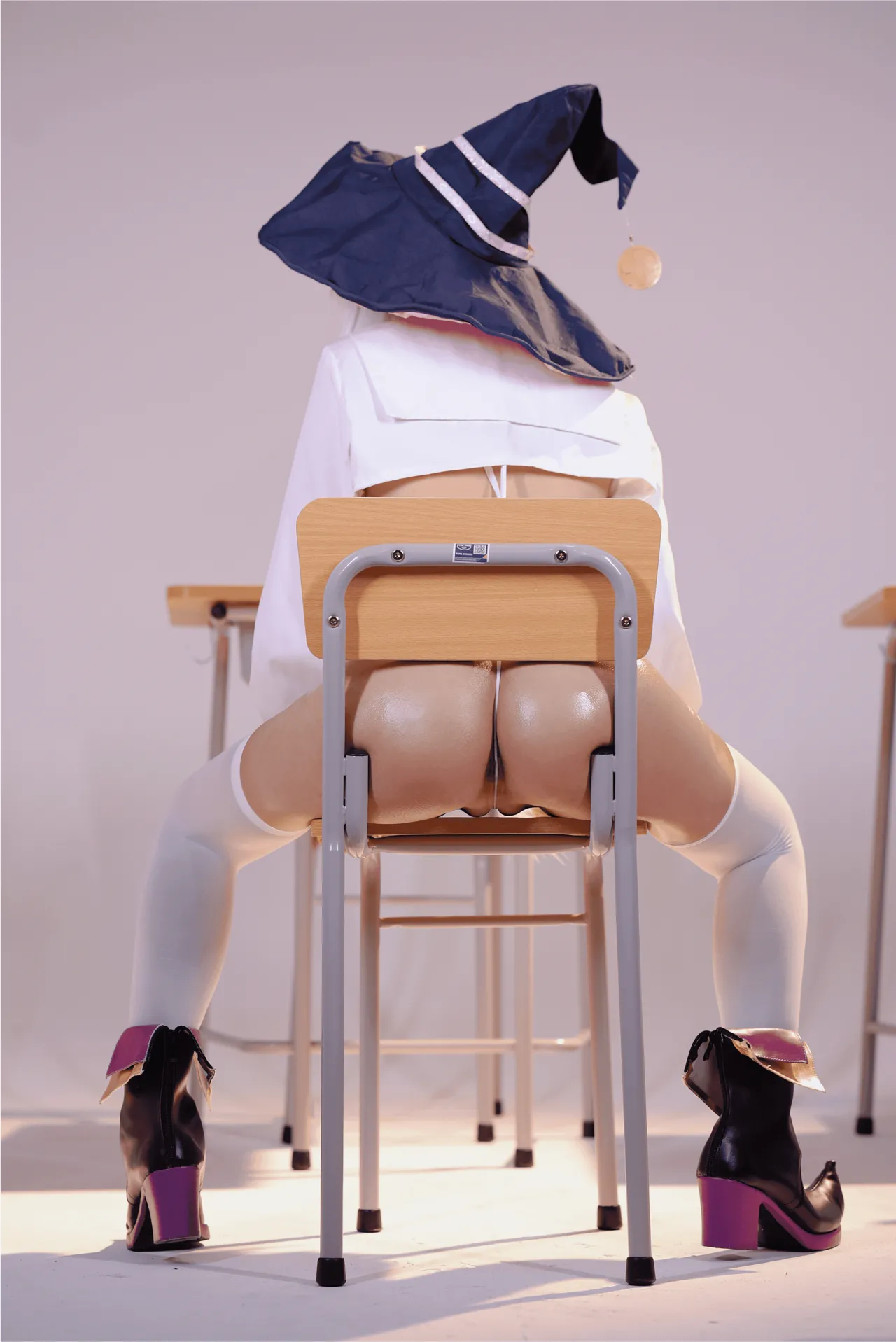 AikoUwU cosplay Elaina - Majo No Tabitabi - Part 2-erohere35.webp