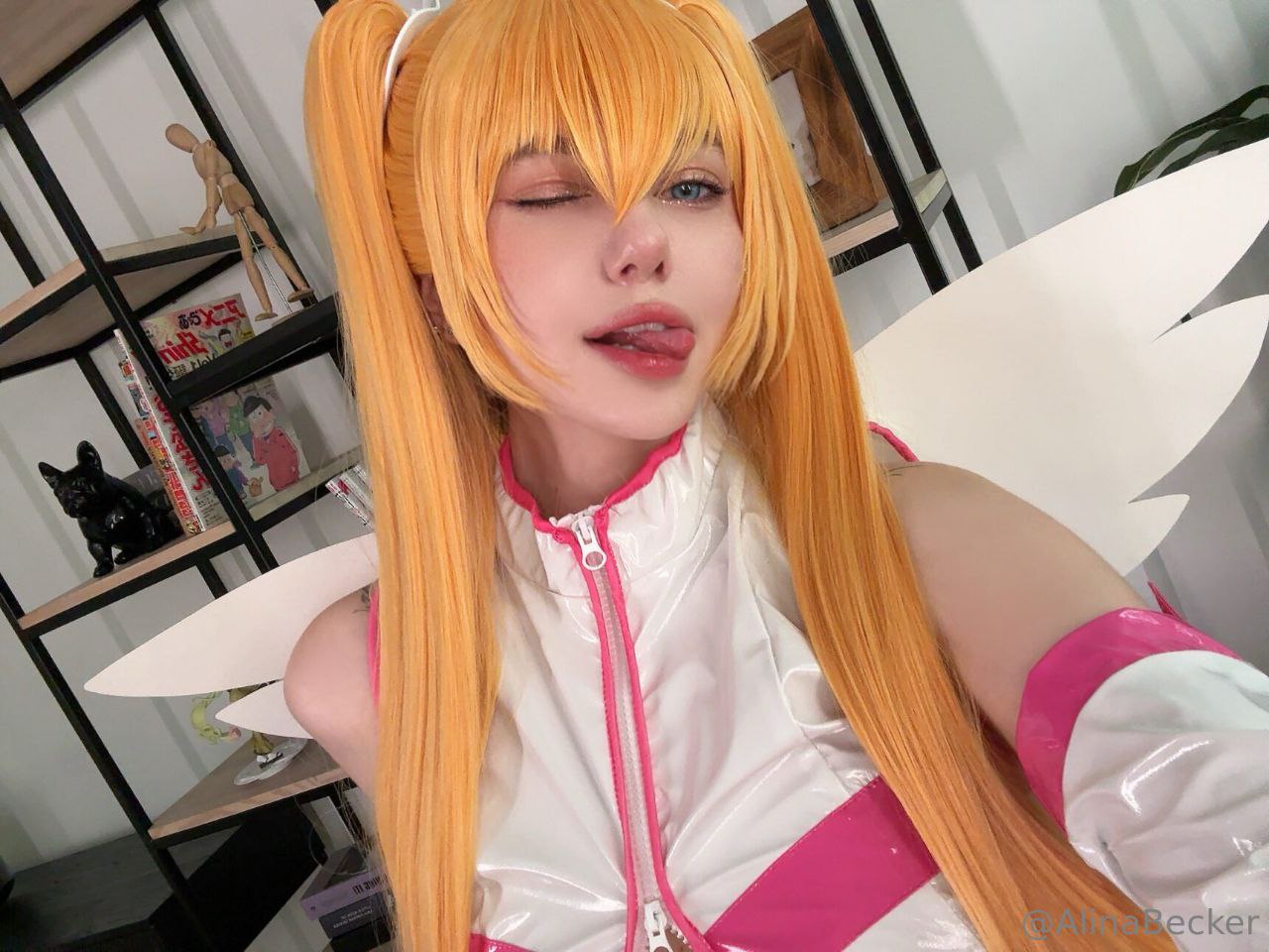 Alina Becker - Ririsa Amano-erohere31.jpg