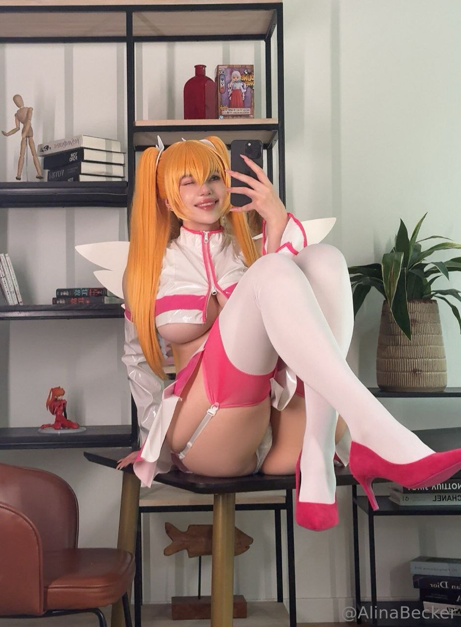 Alina Becker - Ririsa Amano-erohere7.jpg