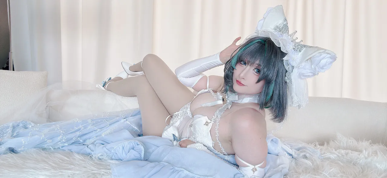 Alliechuu - Bride Cheshire-erohere20.webp
