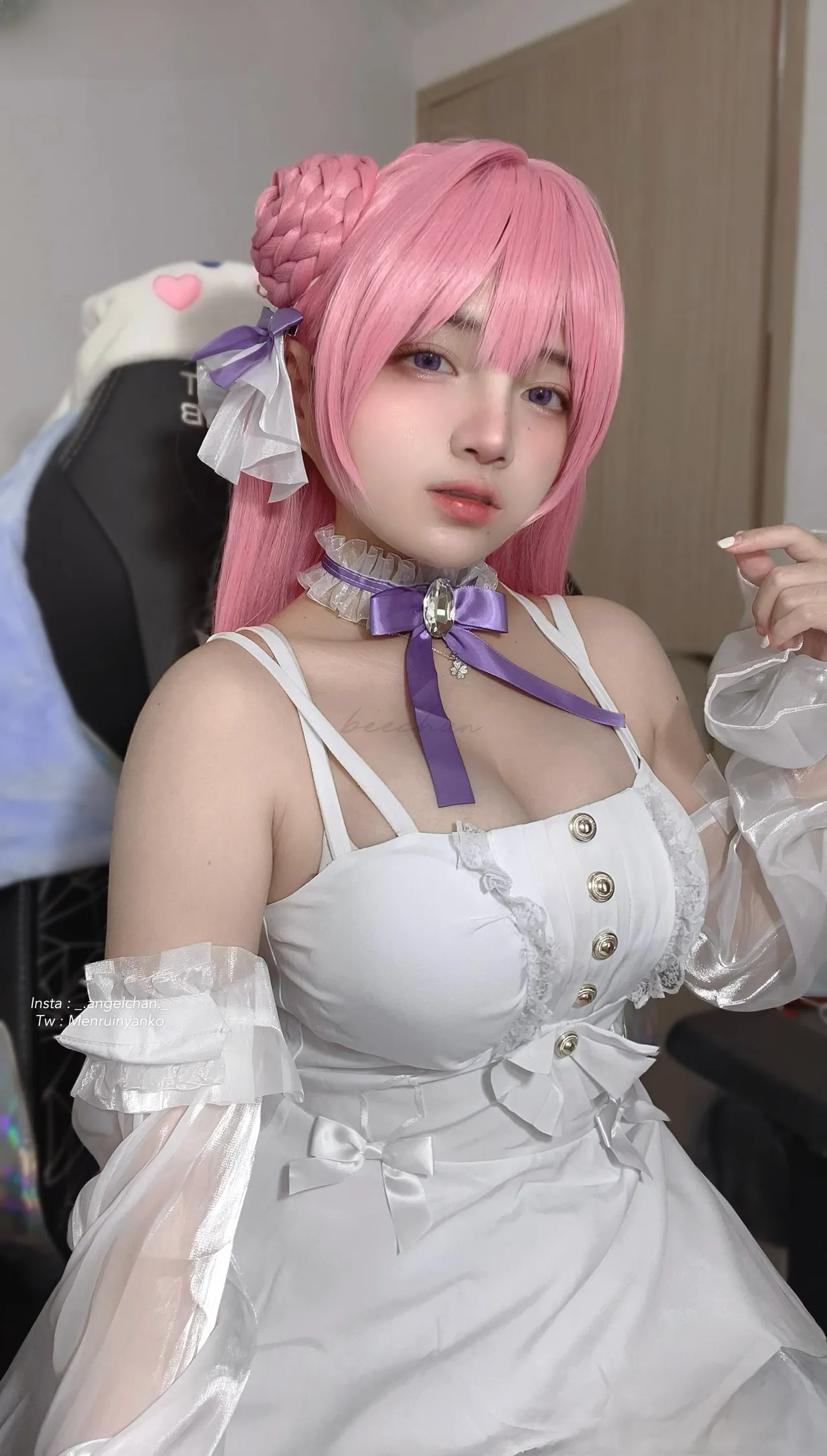 Angel Chan Dorothy-erohere5.webp