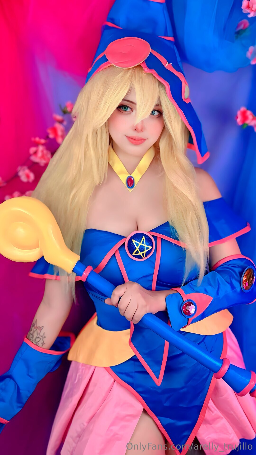 Arelly Trujillo - Dark Magician Girl-erohere6.jpg
