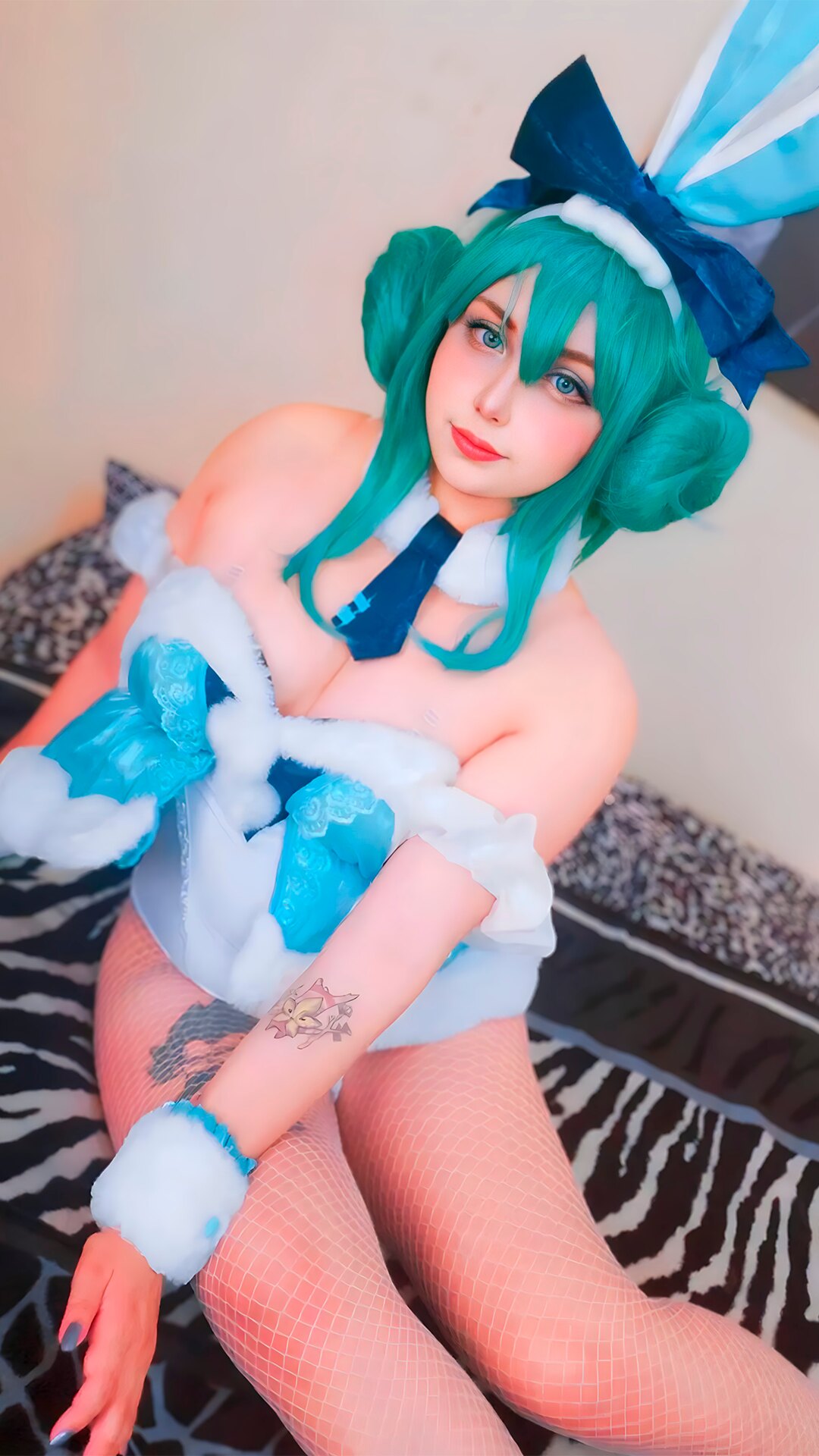Arelly Trujillo - Miku Bunny-erohere8.jpg