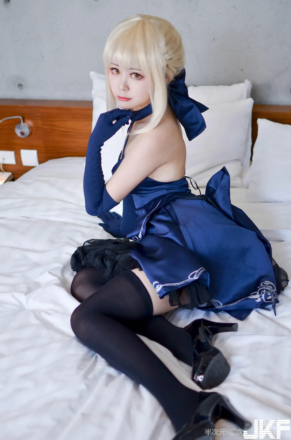 Arty Cos Saber Alter-erohere5.webp