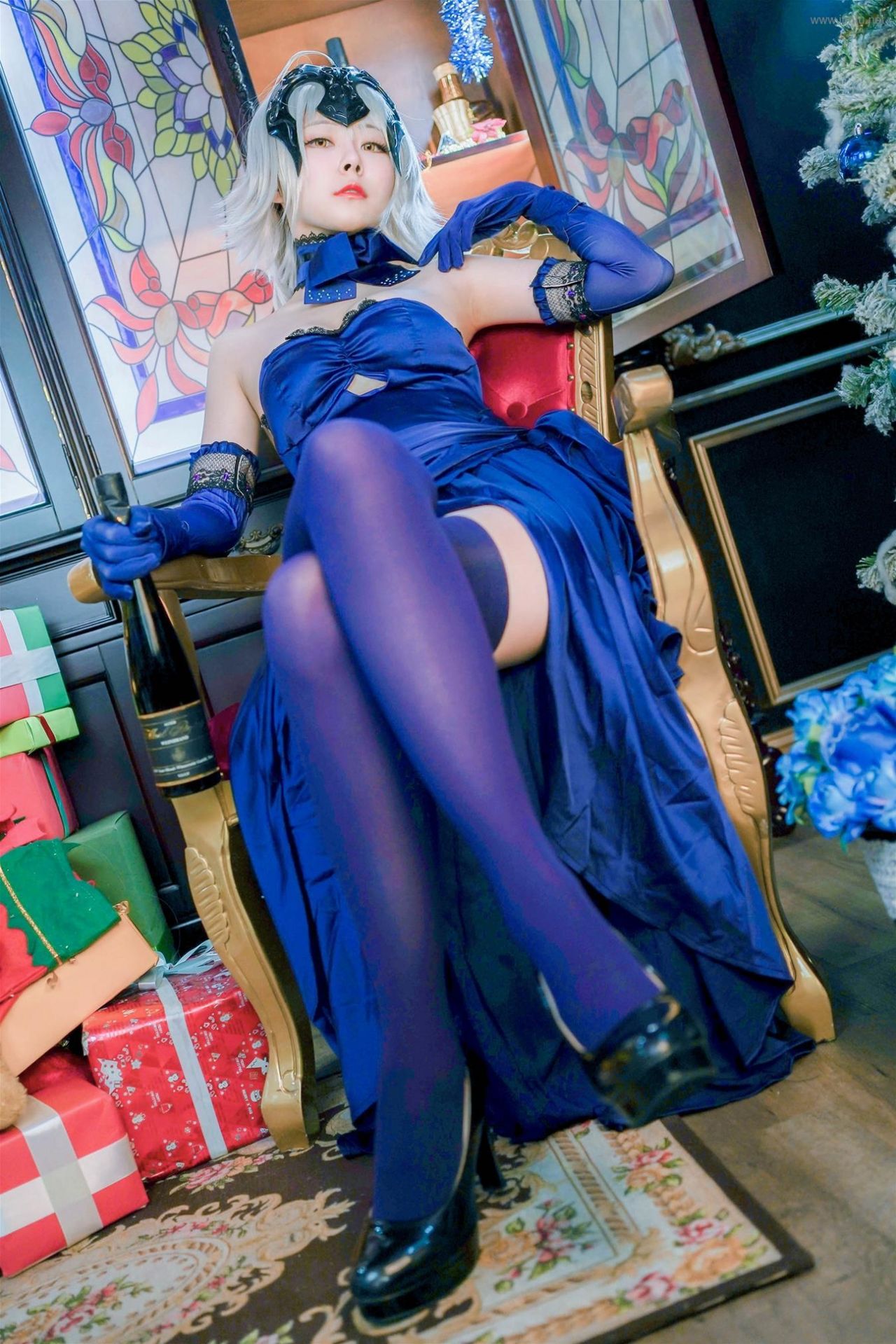 Arty Dec Cos-erohere65.jpg