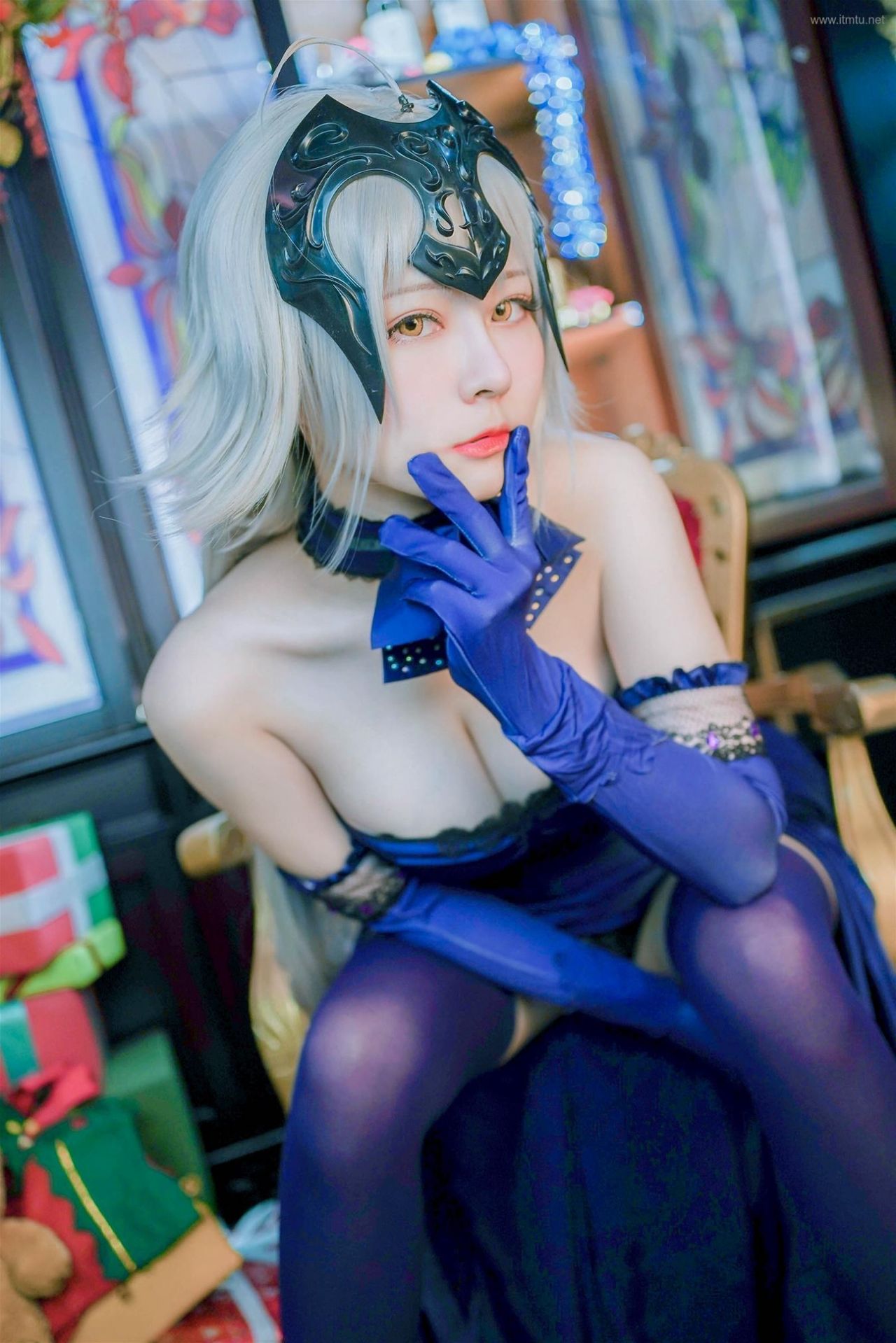 Arty Dec Cos-erohere71.jpg