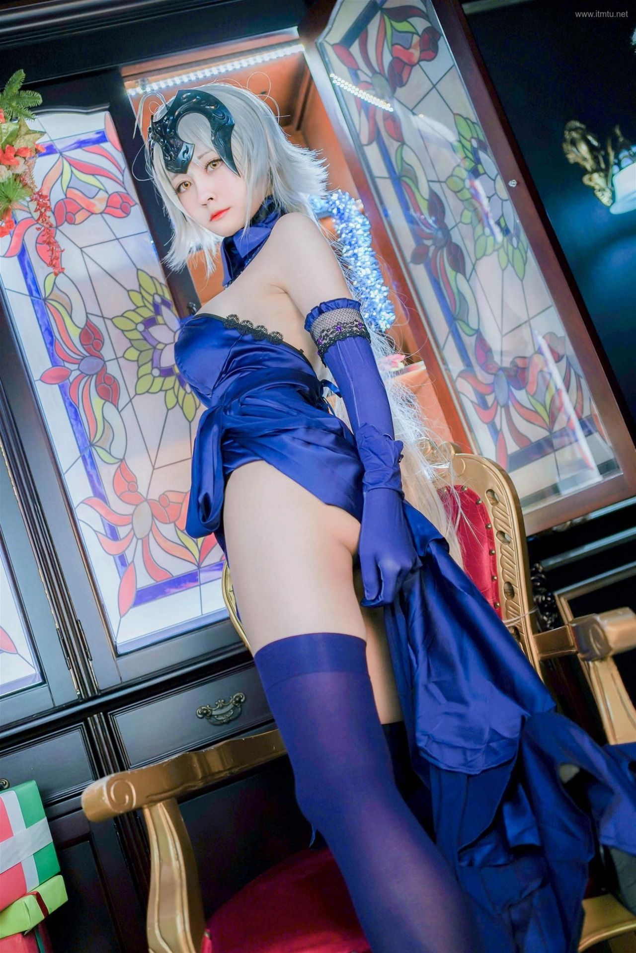 Arty Dec Cos-erohere73.jpg