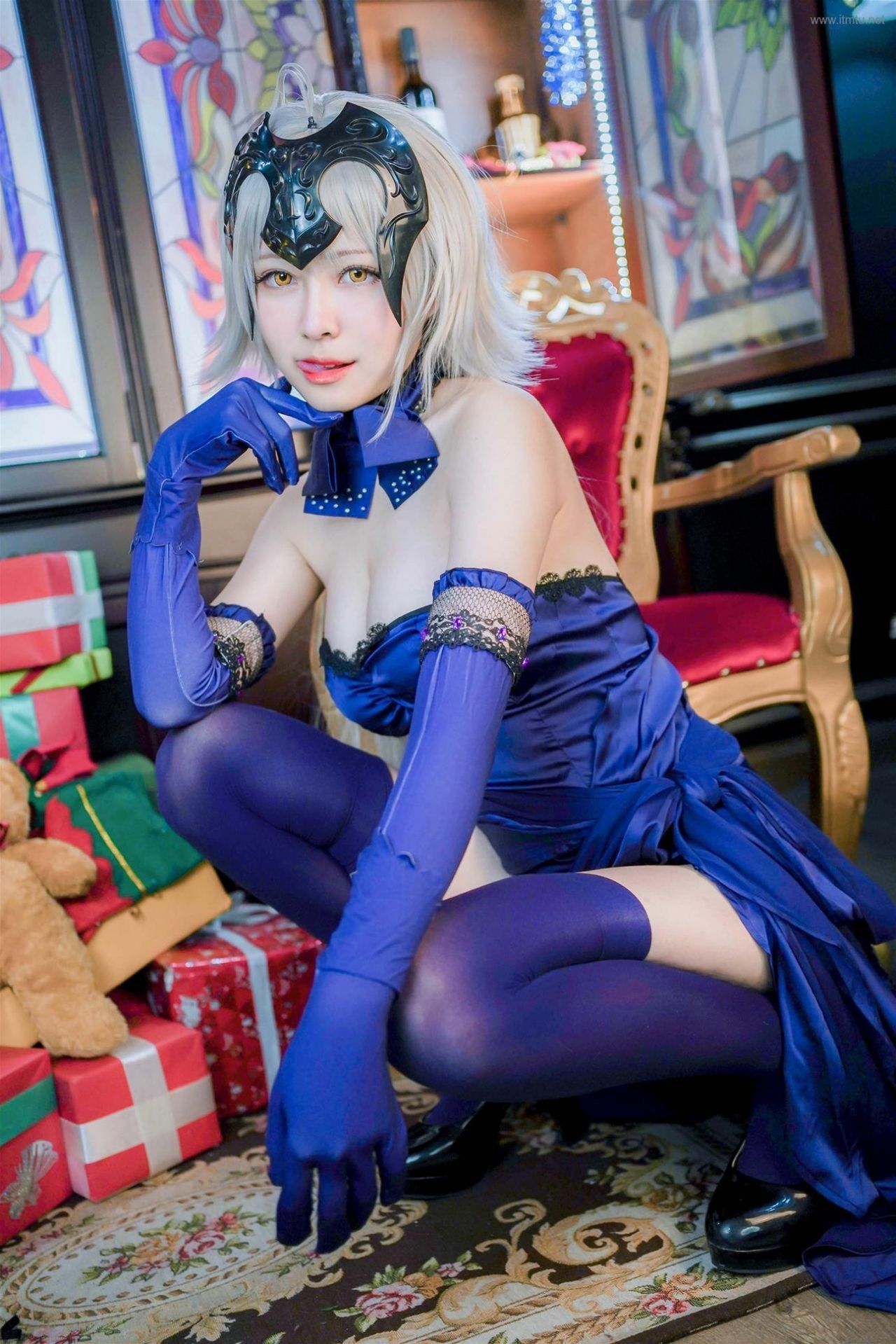 Arty Dec Cos-erohere82.jpg