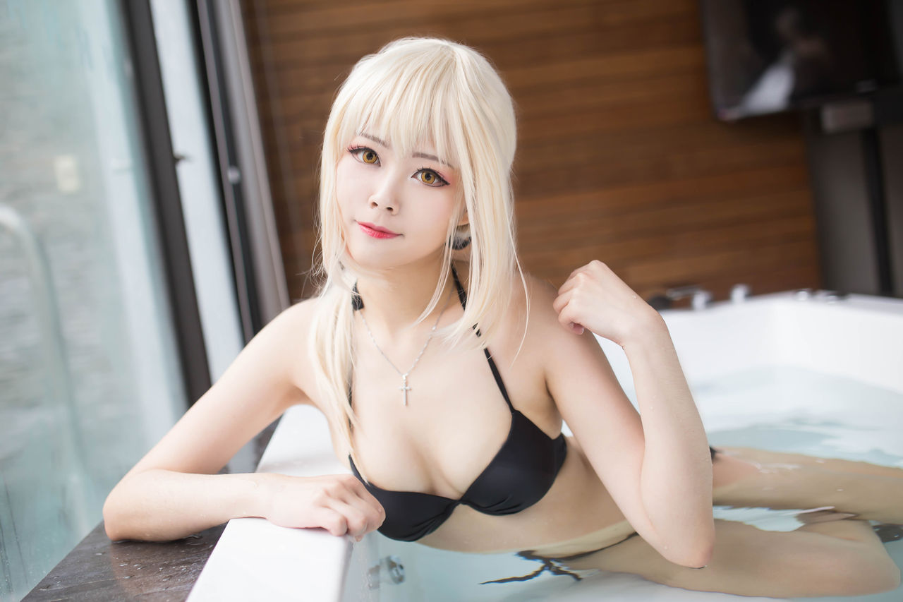 Arty and Kaya - Alter Girls-erohere127.jpg
