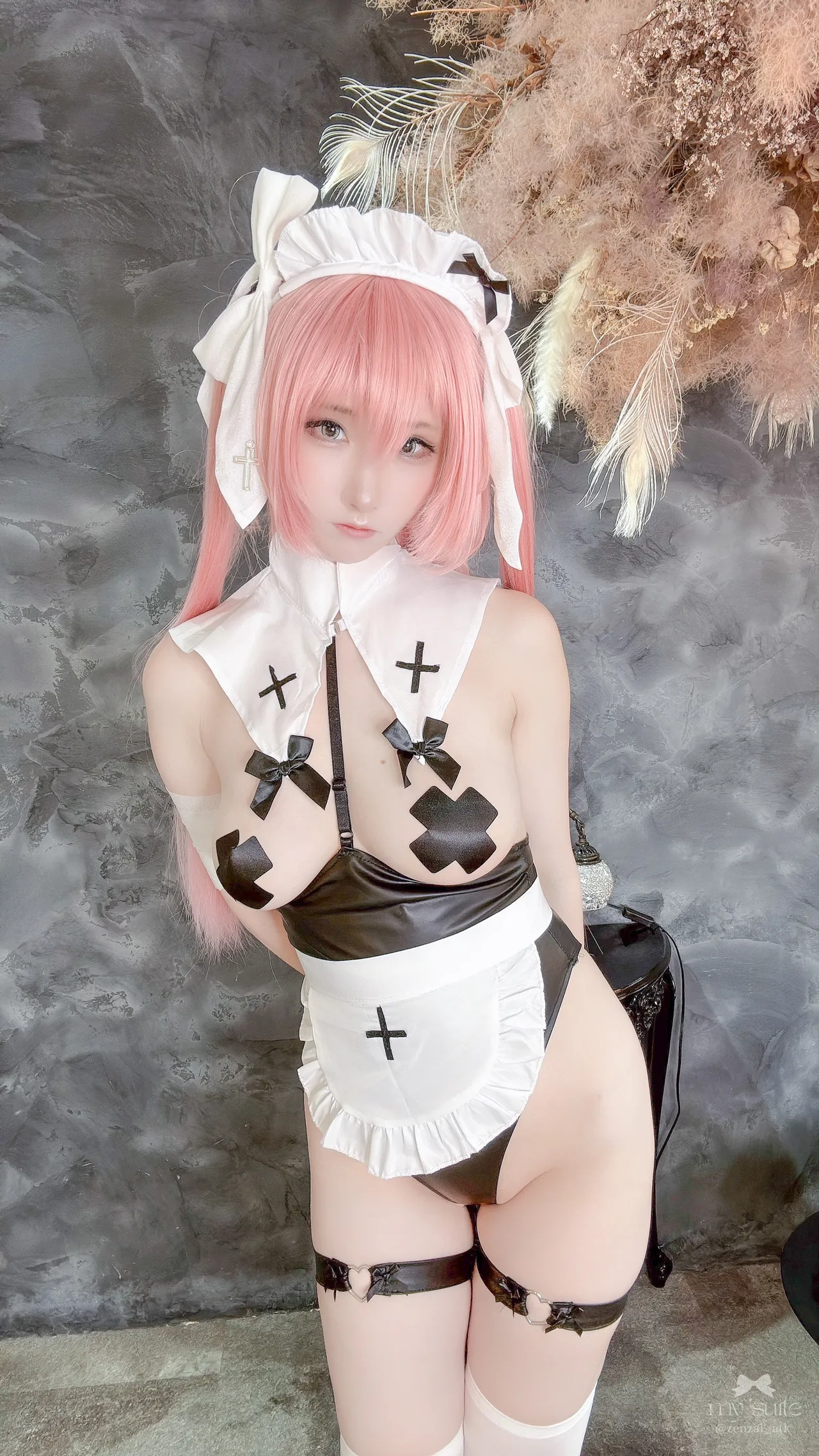 Atsuki - Maid Medb