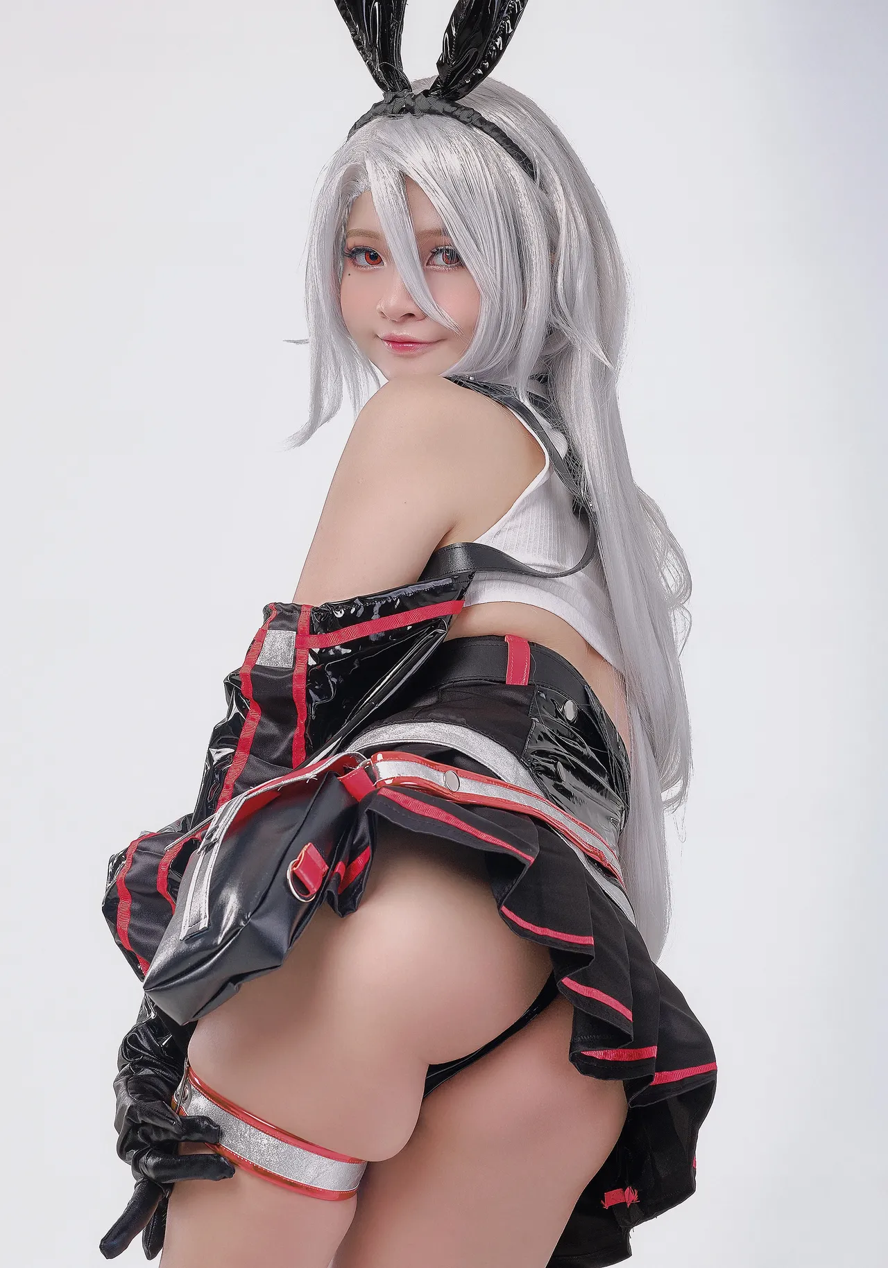Azami - Prinz Heinrich-erohere4.webp