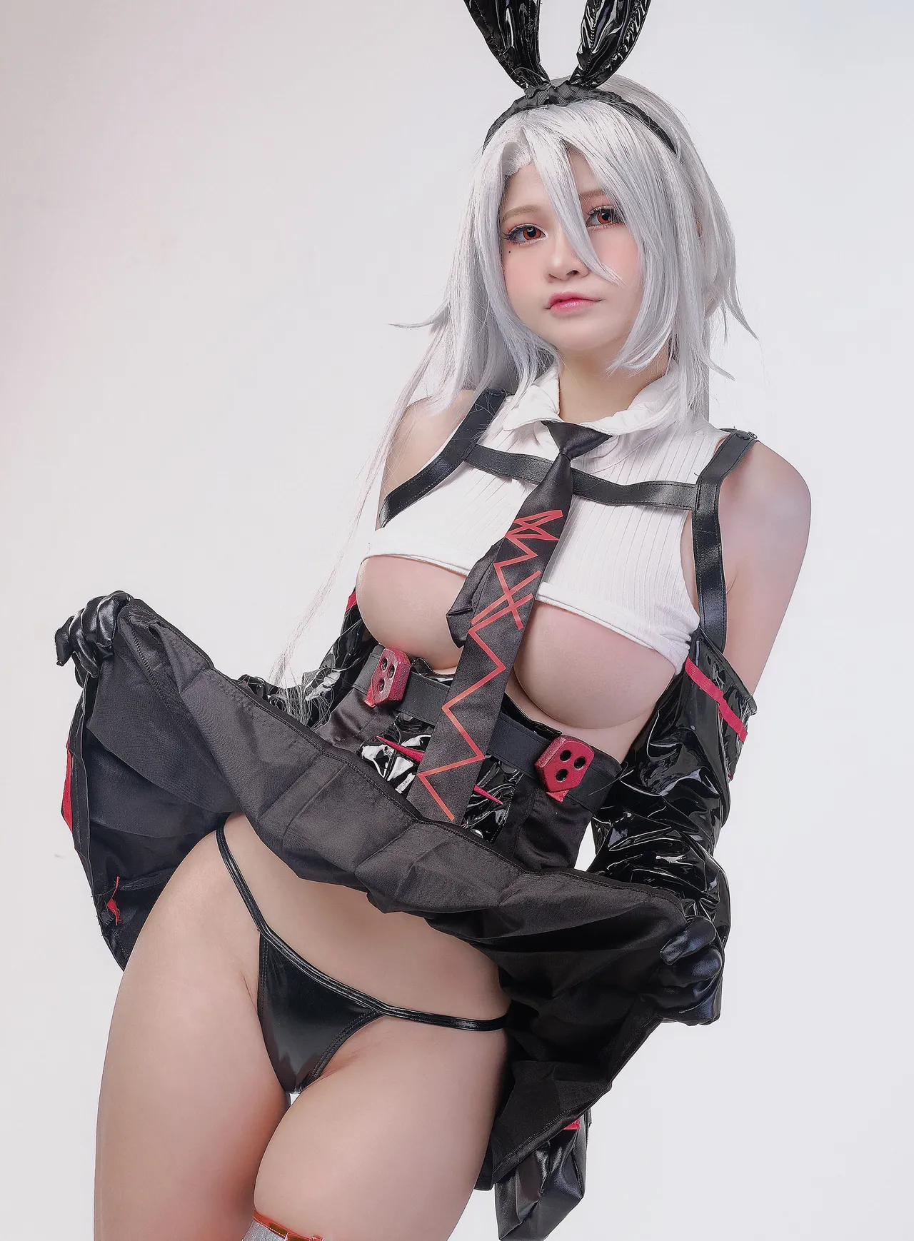 Azami - Prinz Heinrich-erohere6.webp