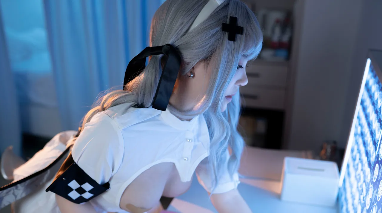 Bangni邦尼 – 魅魔护士-erohere11.webp