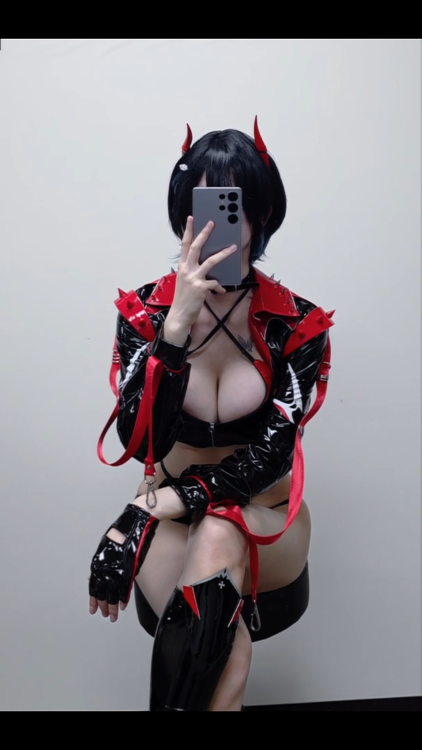 Biya - Azur Lane Ulrich von Hutten Racing 🏁-erohere19.webp