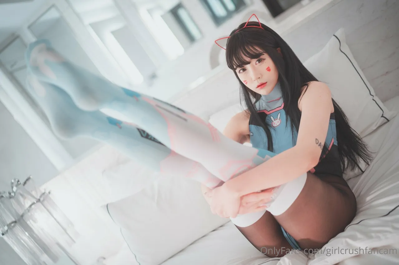 Bomi - D.Va-erohere11.webp