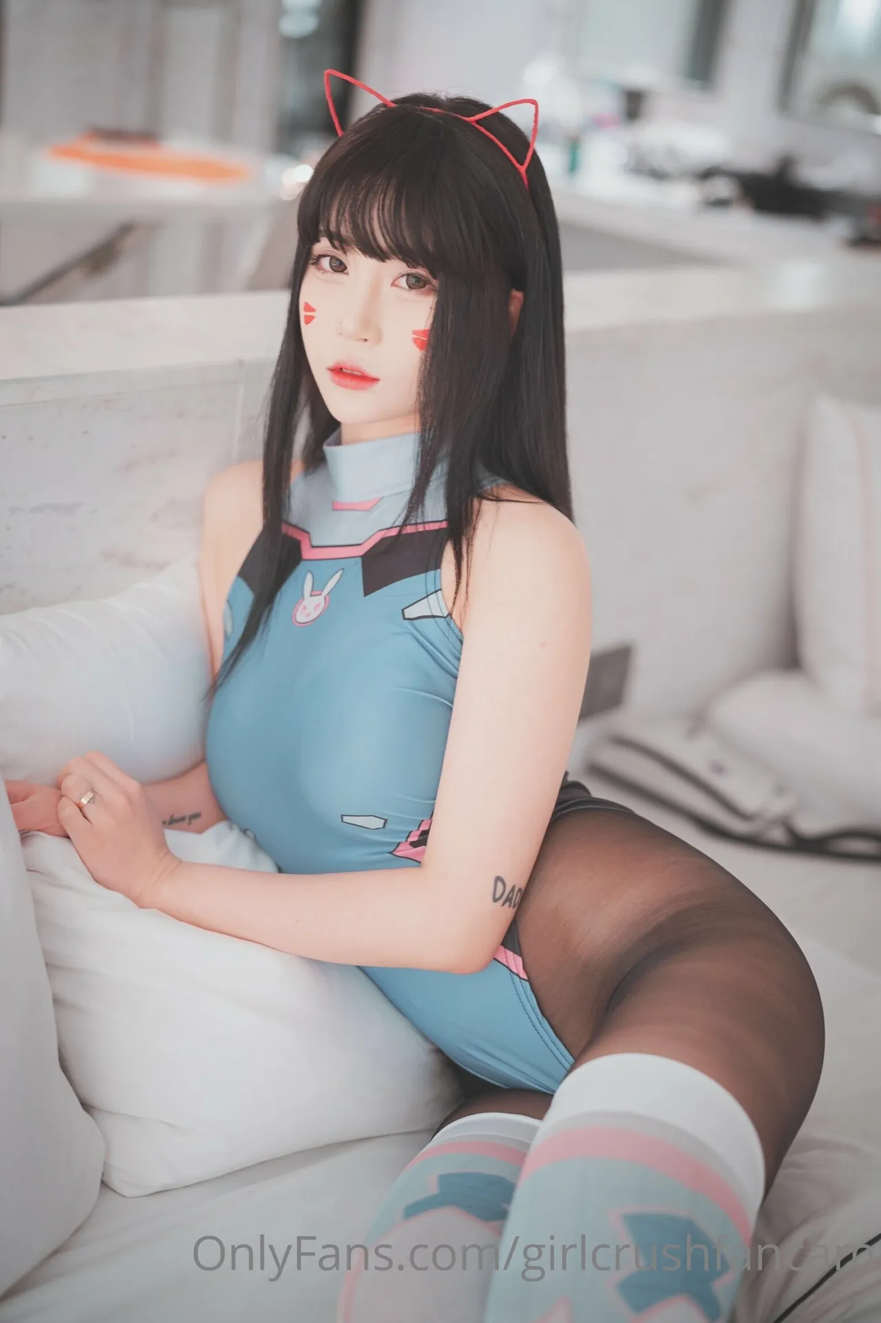 Bomi - D.Va-erohere2.webp