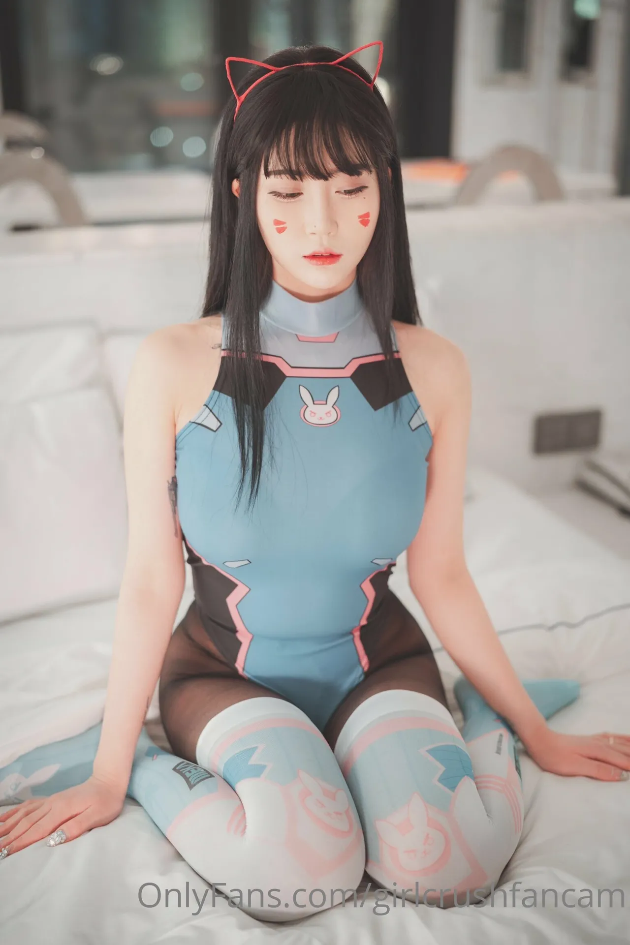 Bomi - D.Va-erohere6.webp