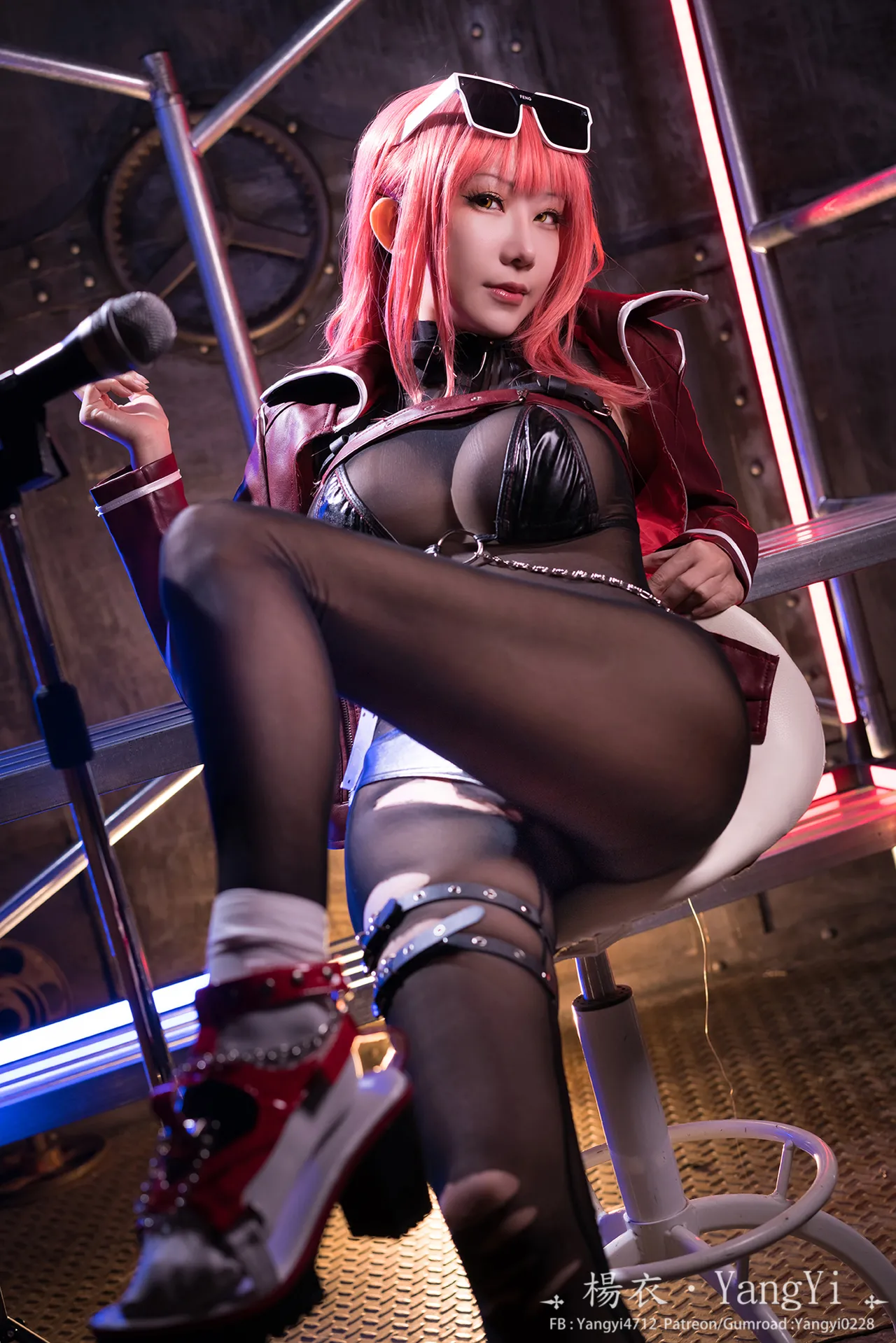 Cosplayer YangYi 202301-02-erohere17.webp