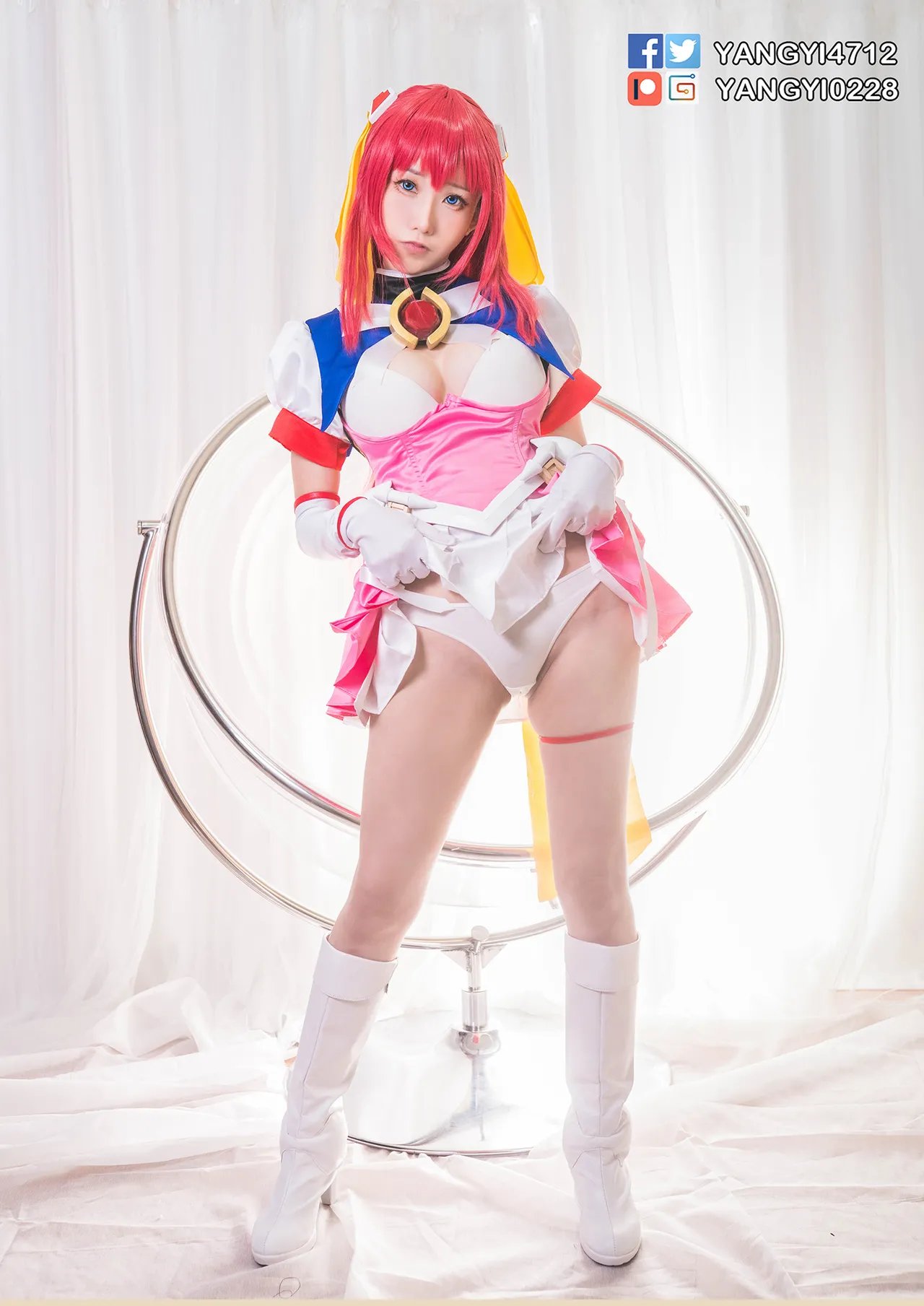 Cosplayer YangYi-erohere112.webp