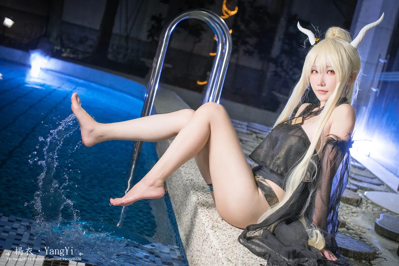 Cosplayer YangYi-erohere140.webp
