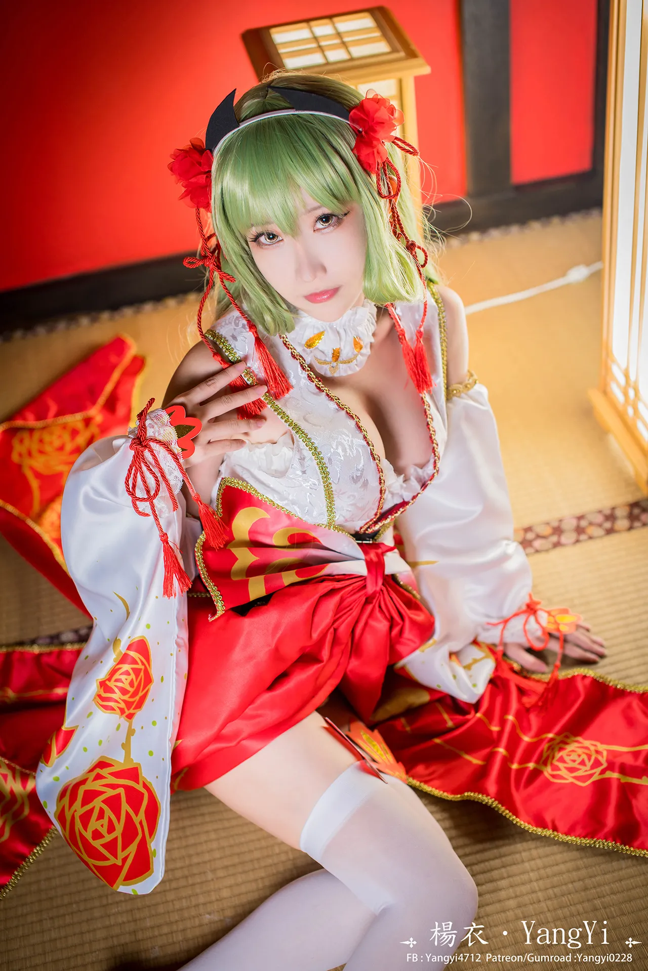 Cosplayer YangYi-erohere95.webp