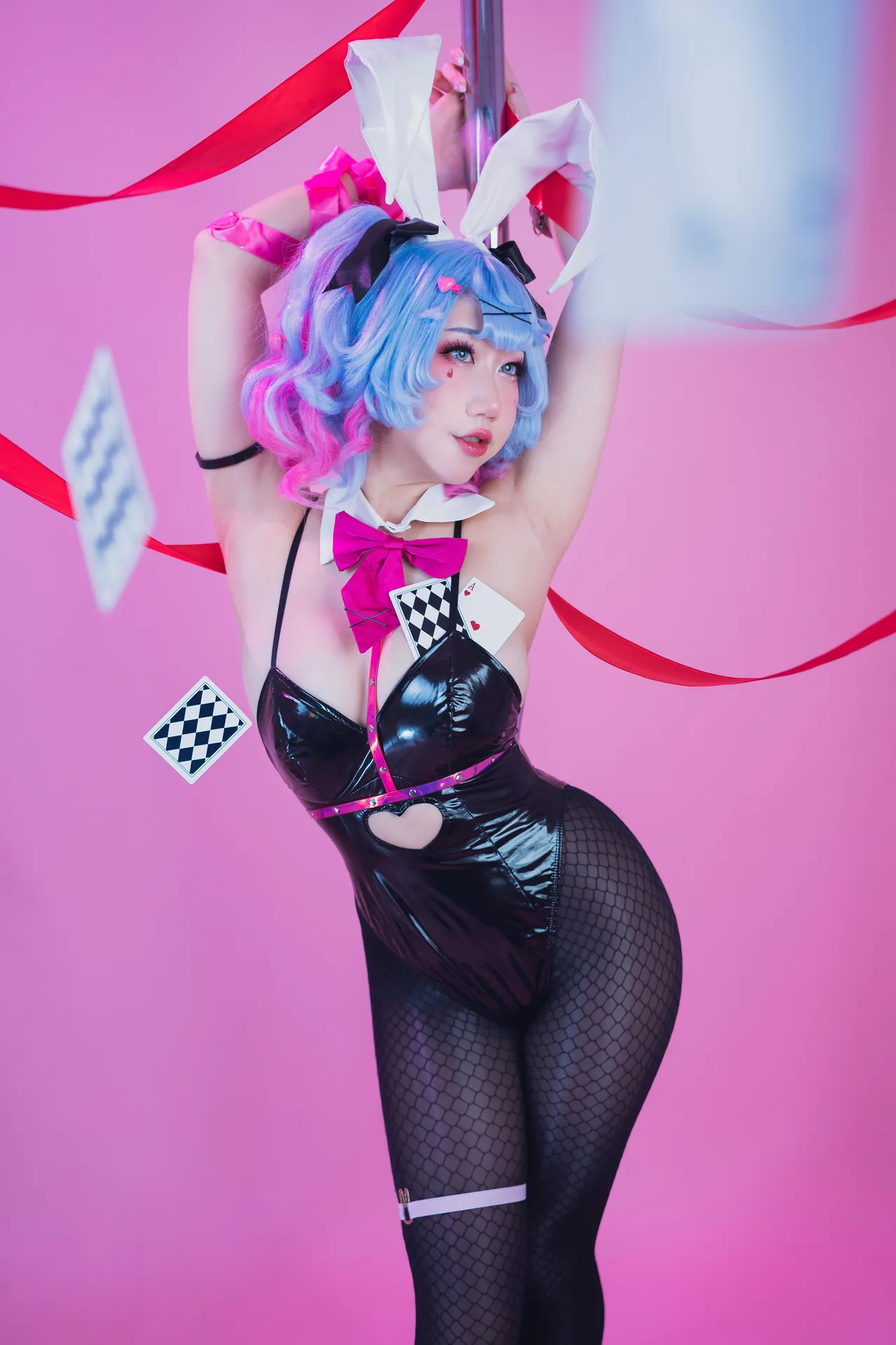 Danisaurz - Bunny Miku-erohere20.webp