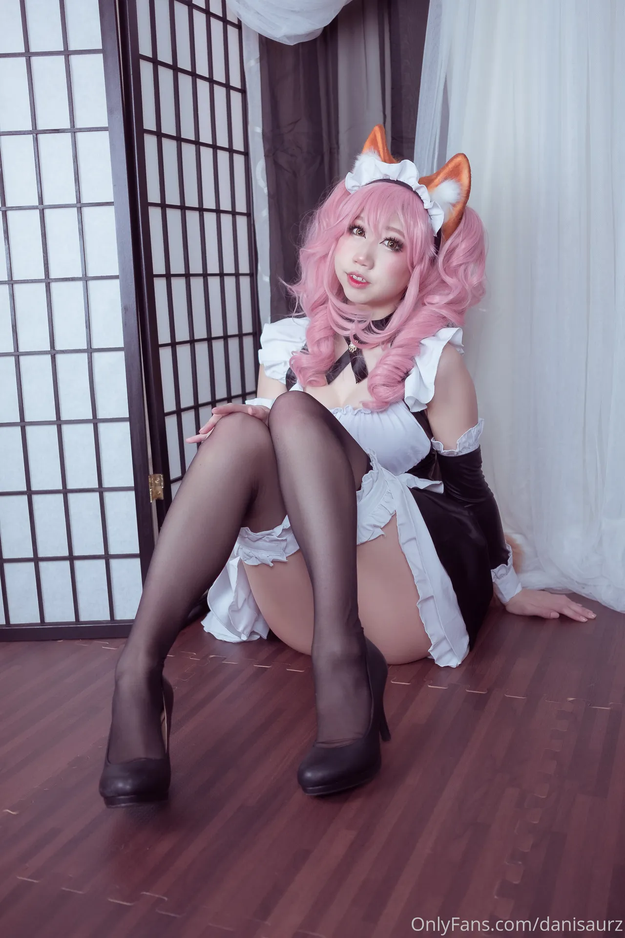 Danisaurz - Maid Tamamo-erohere2.webp